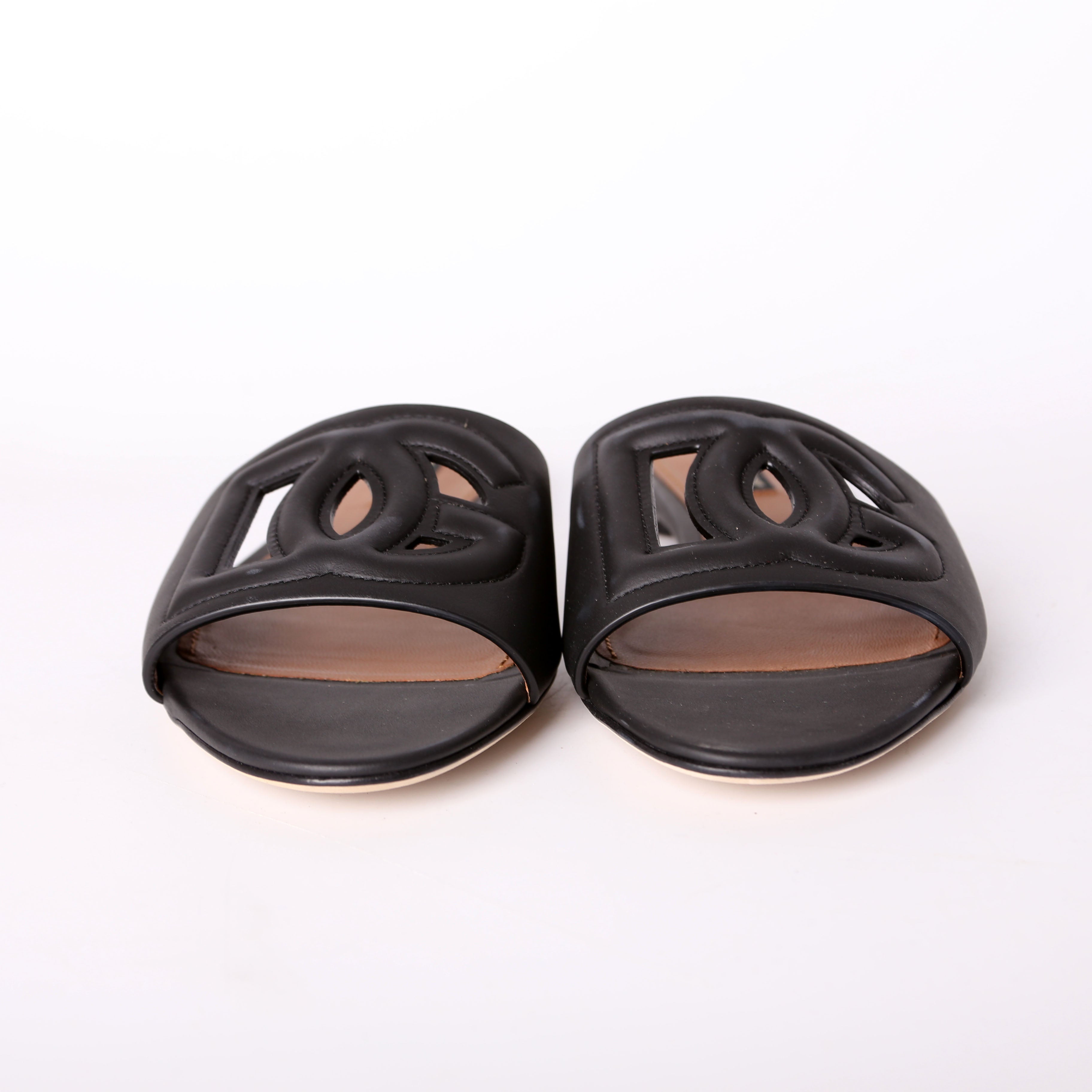 Millennials Logo Slides Size 38.5