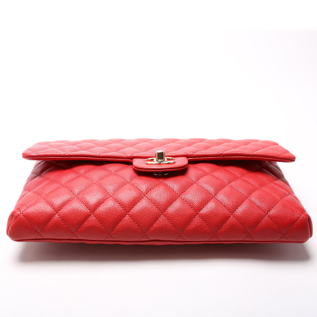 Classic Flap Clutch Caviar 28M