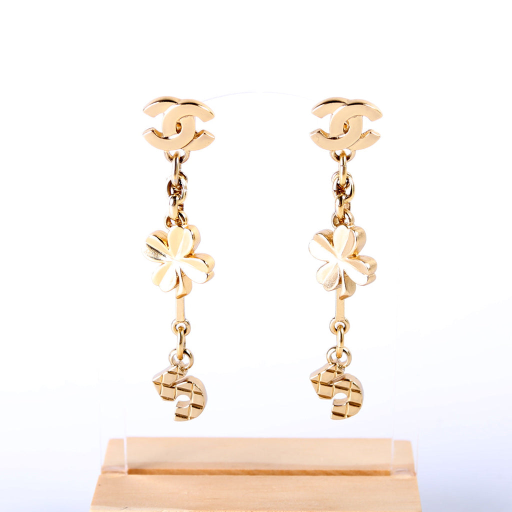 CC Clover 5 Drop Vintage Earrings