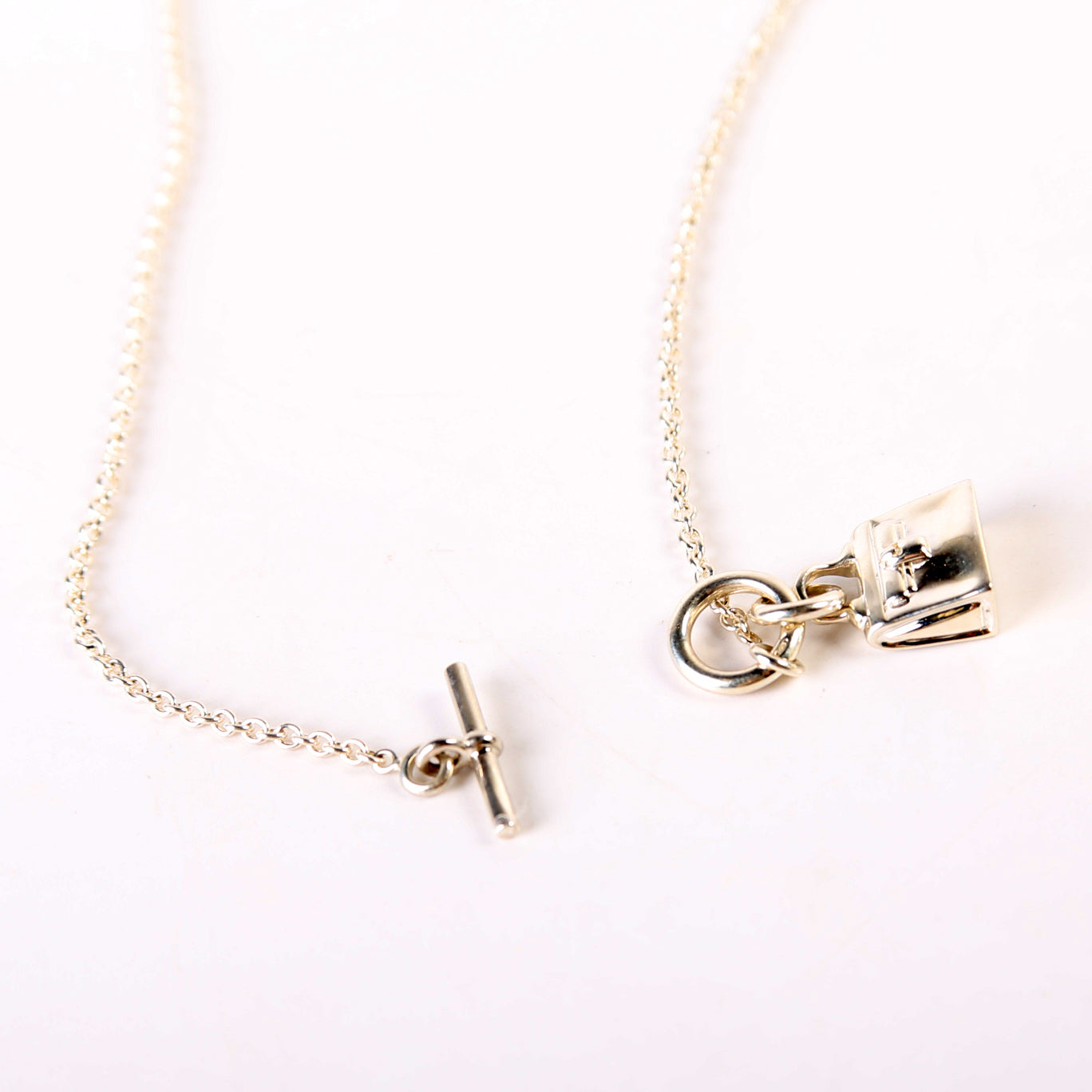 Hermes Amulettes Kelly Pendant Necklace 925