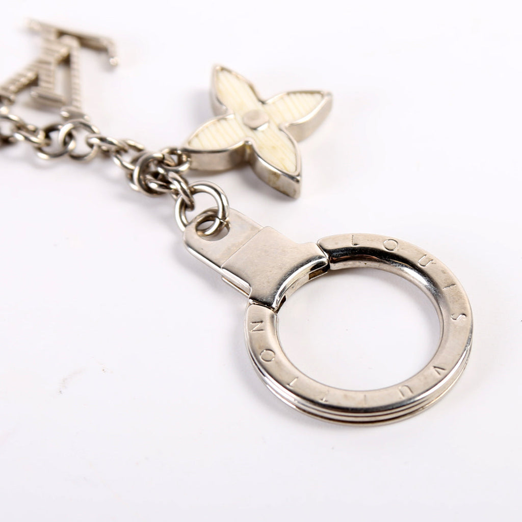 Fleur D'Epi Bag Charm Silver/White