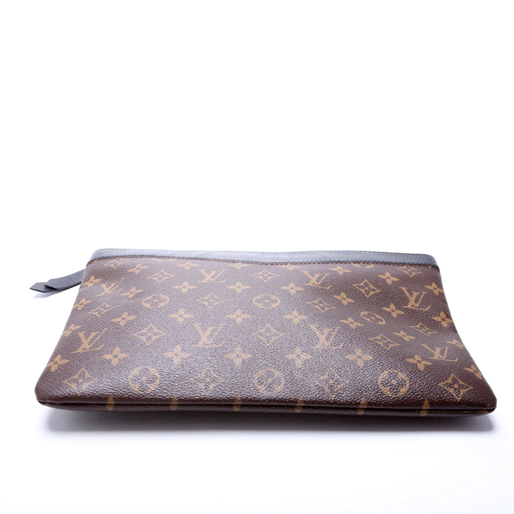 Daily Pouch Monogram