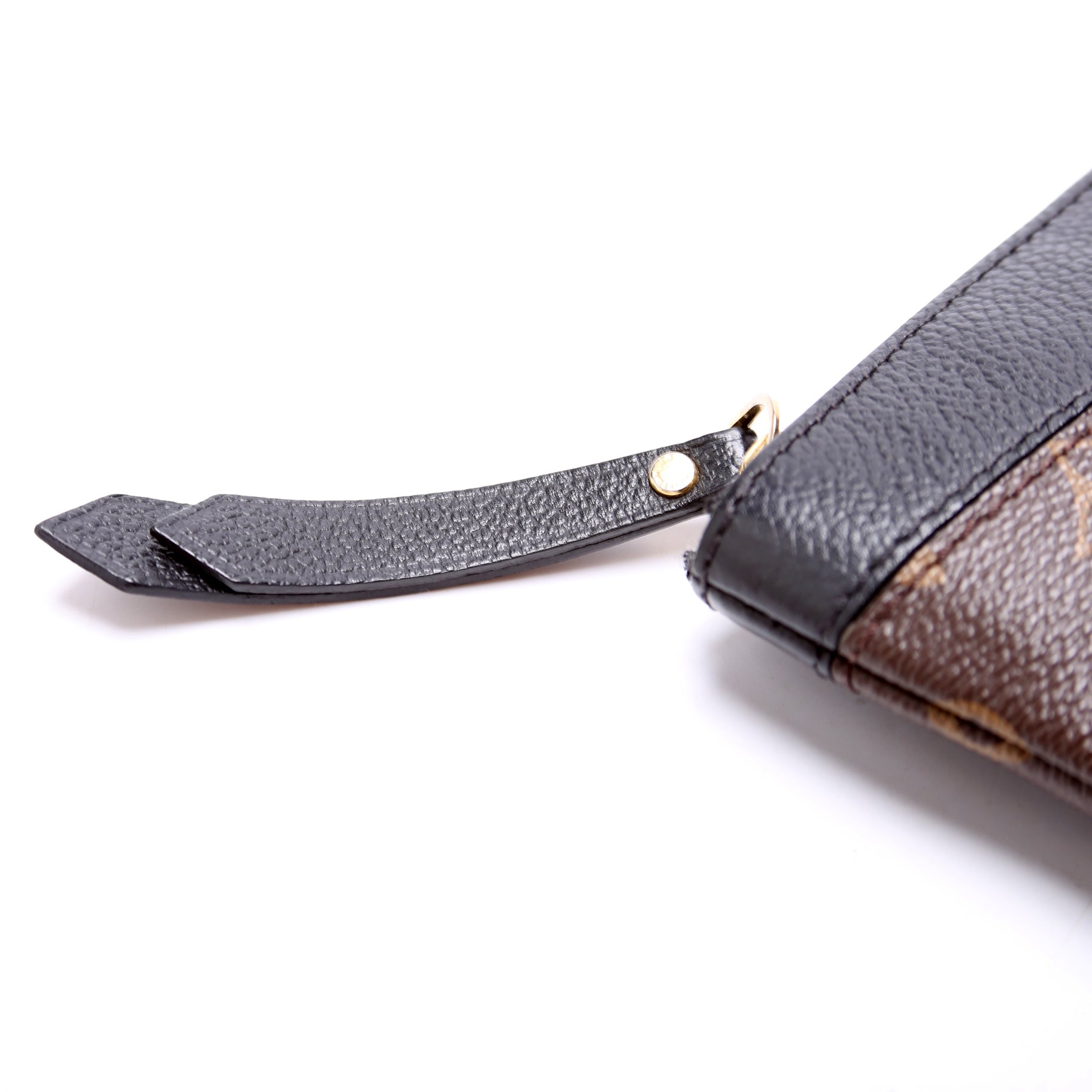 Daily Pouch Monogram