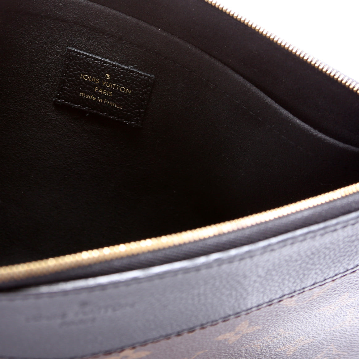 Daily Pouch Monogram