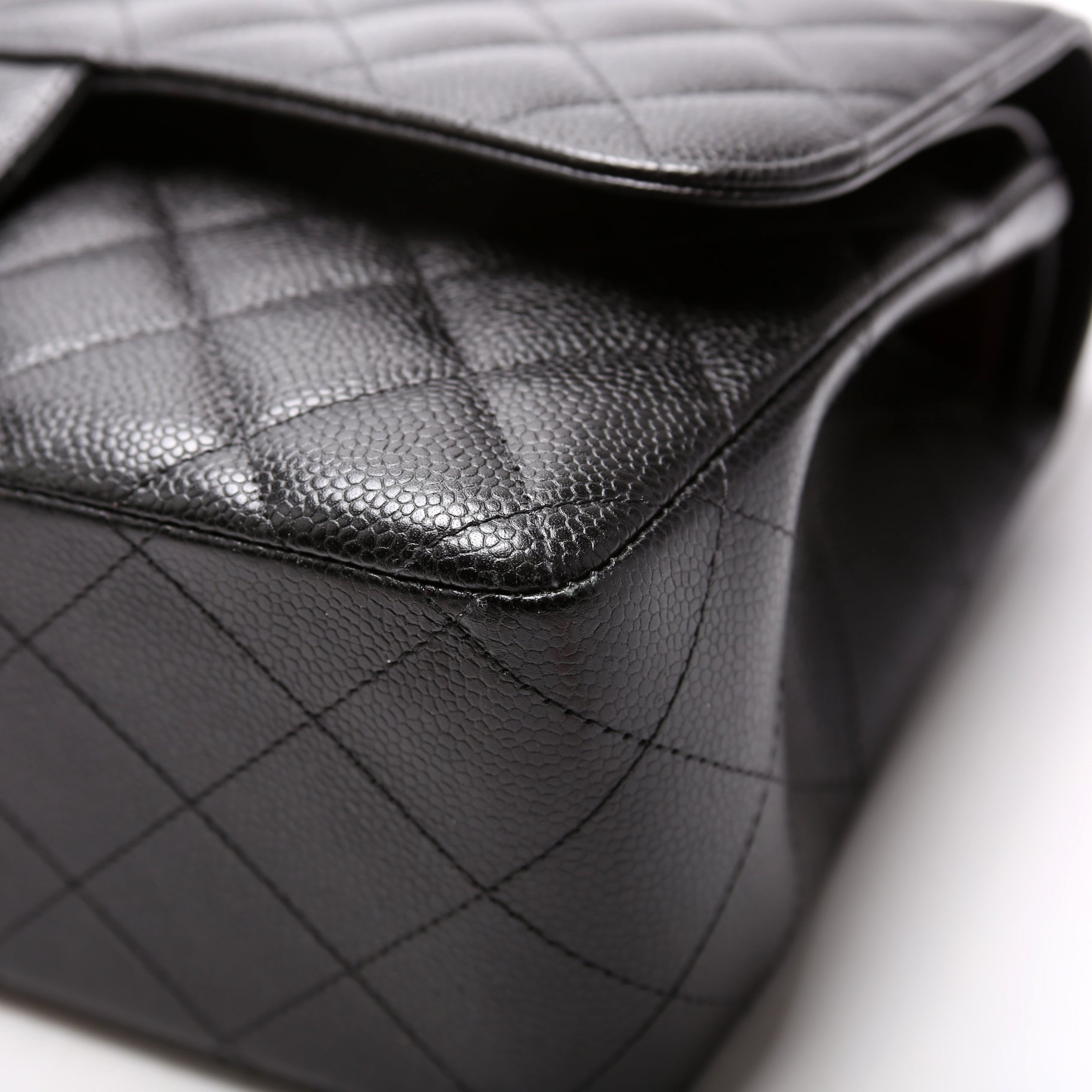 Classic Flap Jumbo Caviar RFID Black