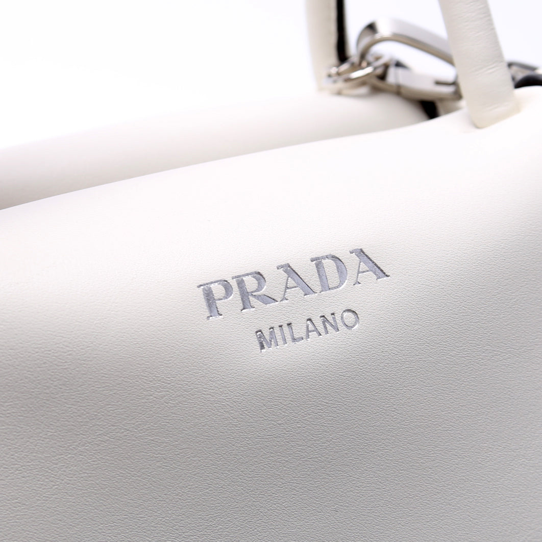 1BA365 Supernova Medium Handbag Calfskin White
