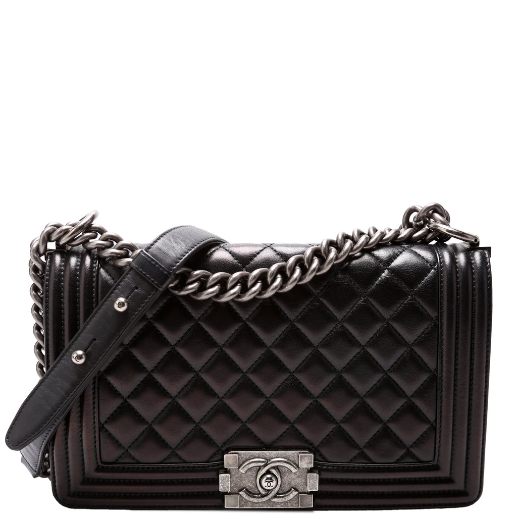 Boy Flap Medium Old Lambskin 23M Black