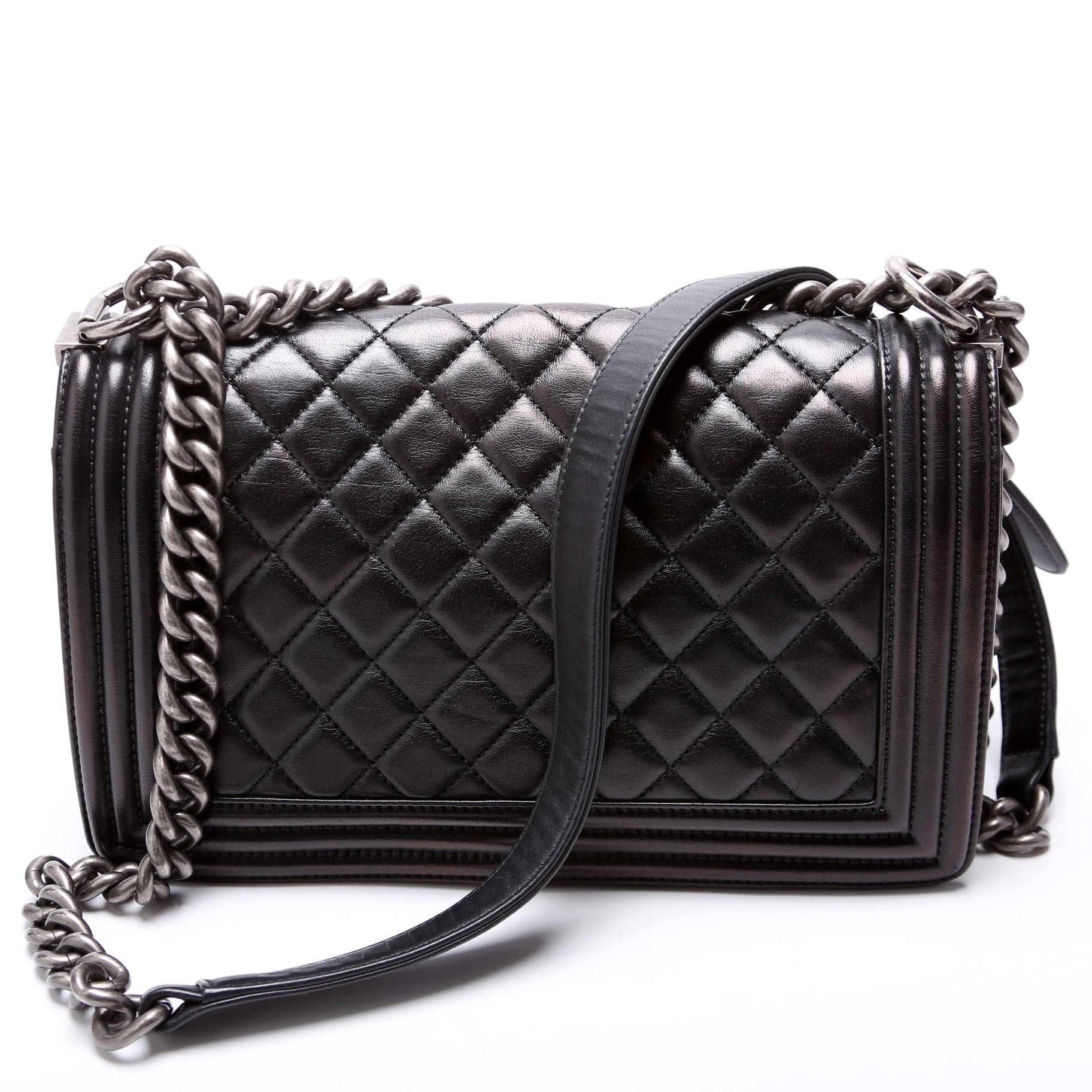 Boy Flap Medium Old Lambskin 23M Black