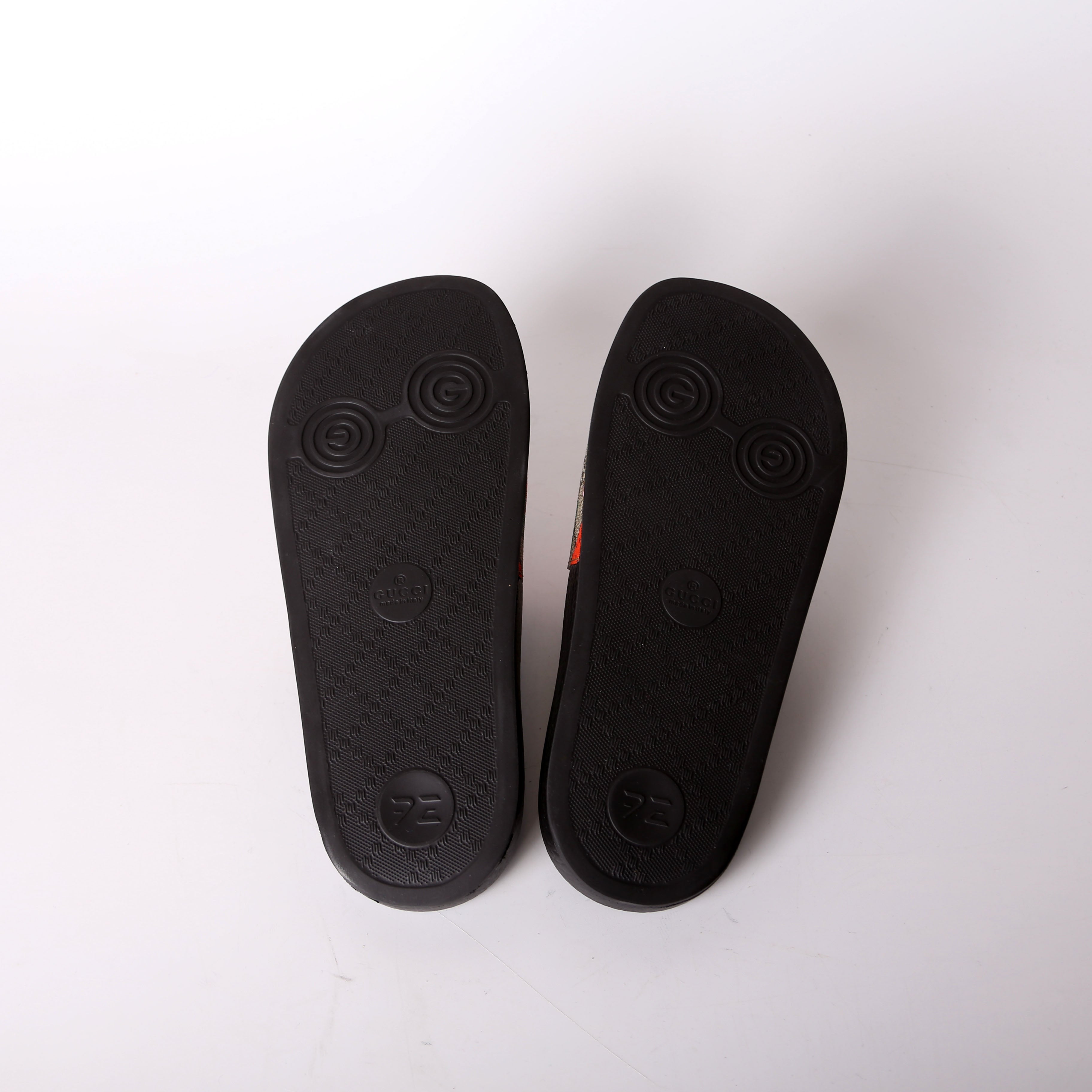 Supreme Strawberry Slides Size 35
