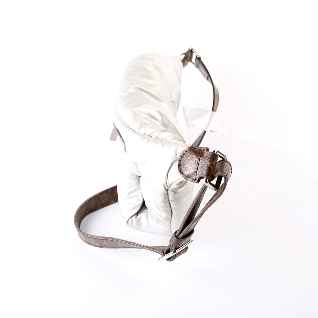 Maxi Bumbag Pillow Monogram Silver