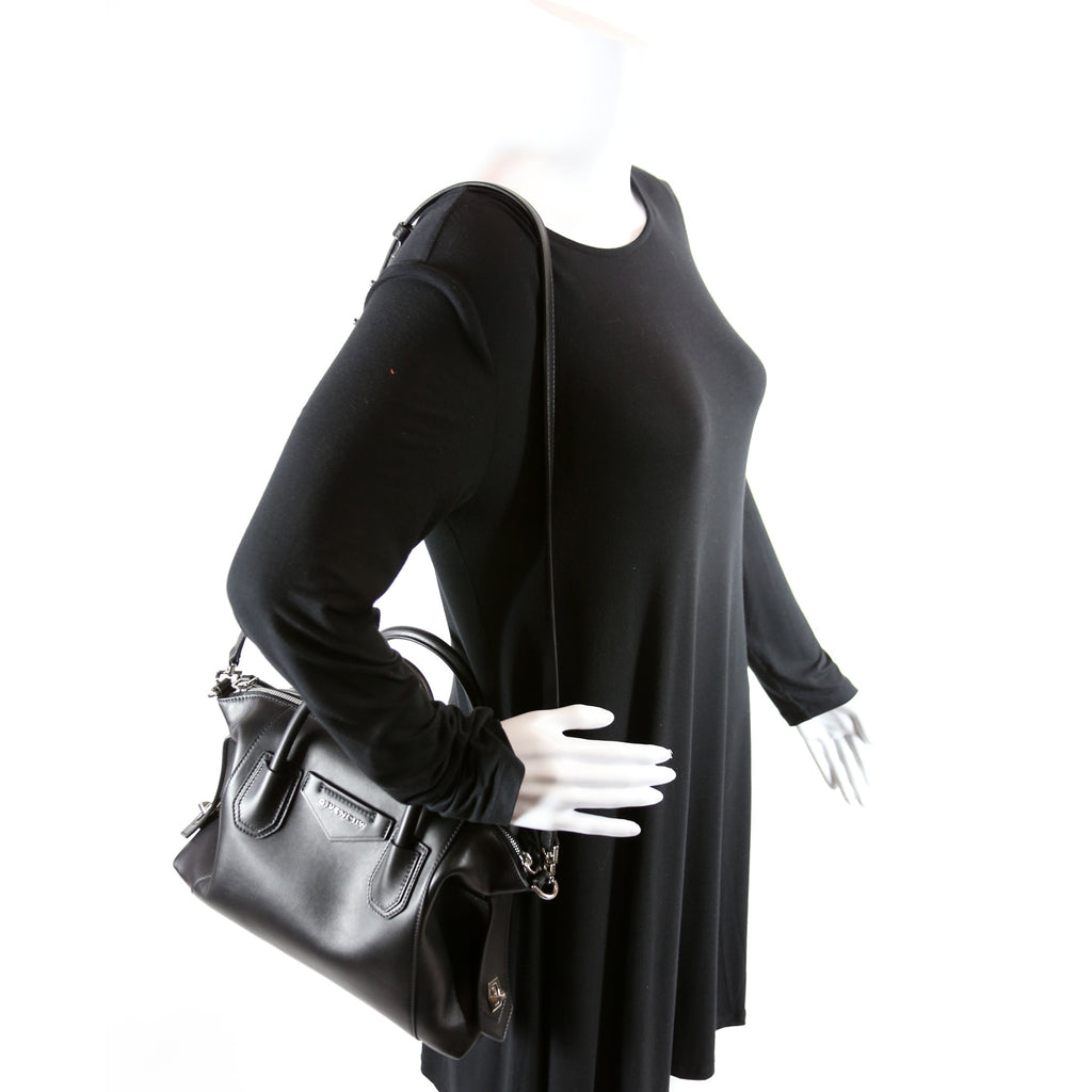 Antigona Soft Small Black