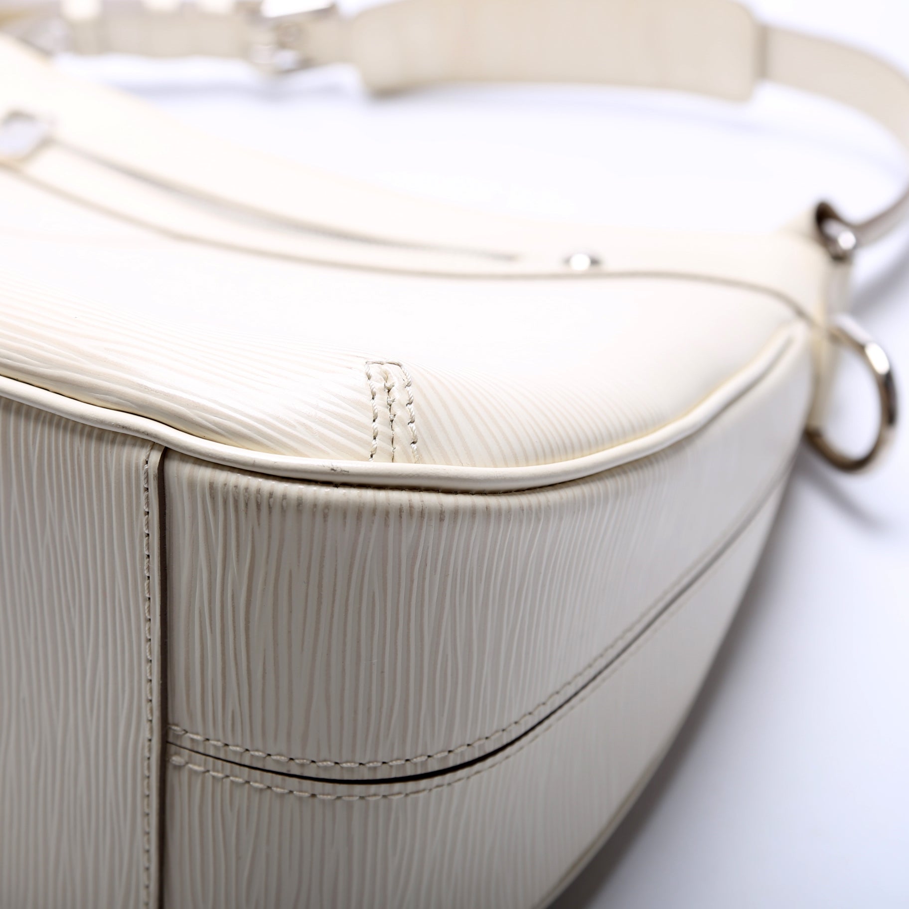 Turenne GM Epi White