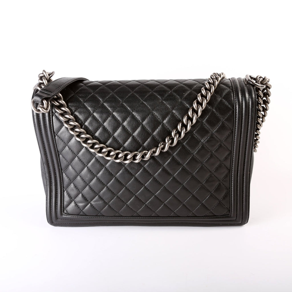 Boy Flap Large Lambskin 19M Black