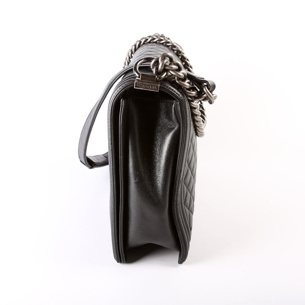 Boy Flap Large Lambskin 19M Black