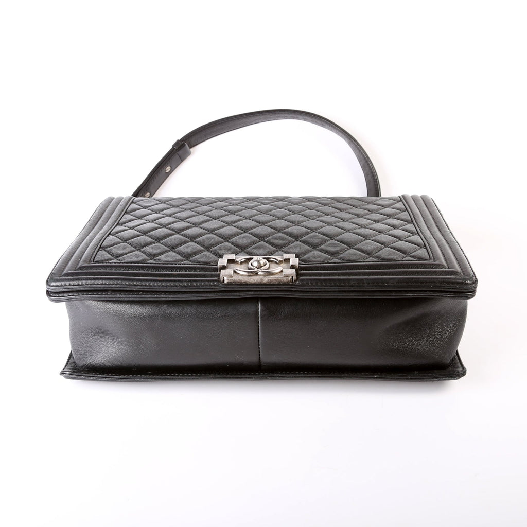 Boy Flap Large Lambskin 19M Black