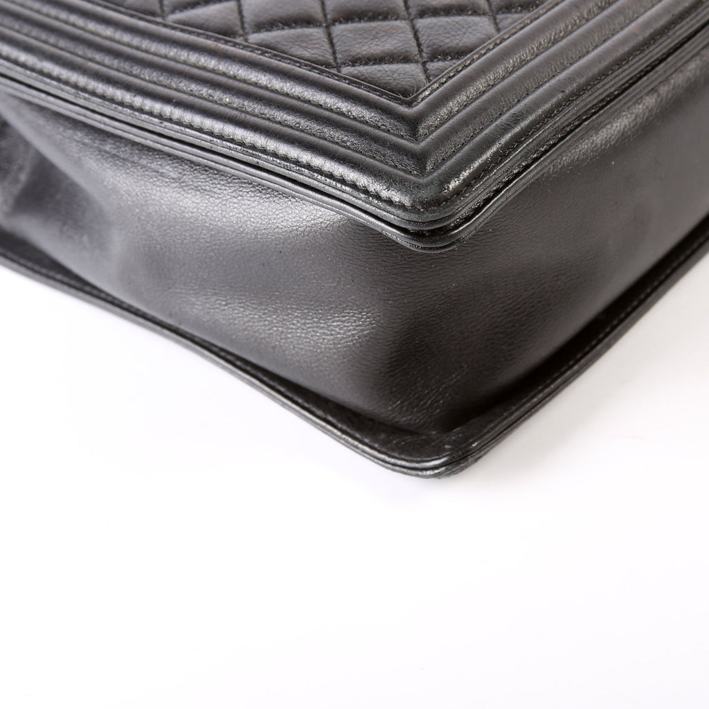 Boy Flap Large Lambskin 19M Black