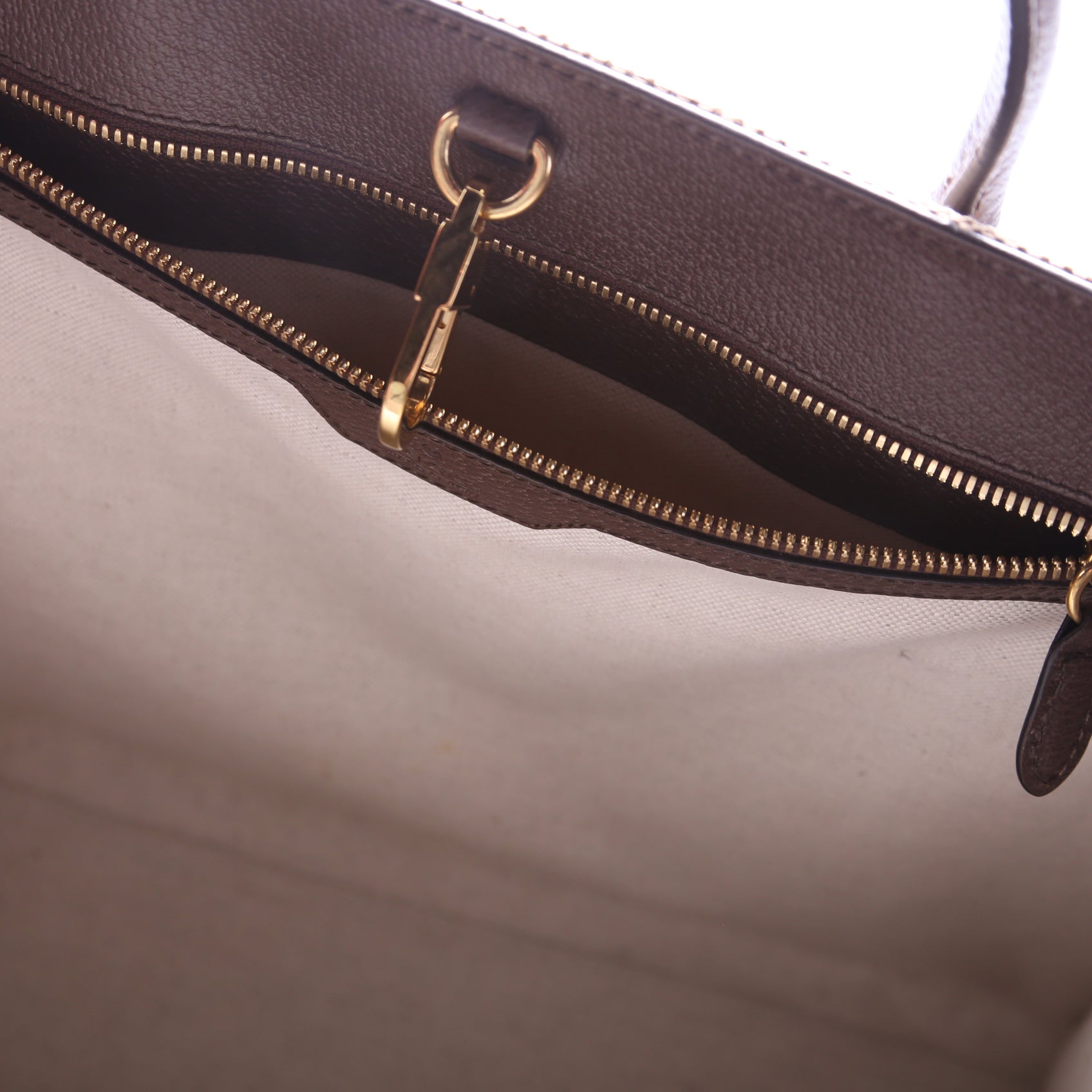 678839 Jumbo GG Tote Bag