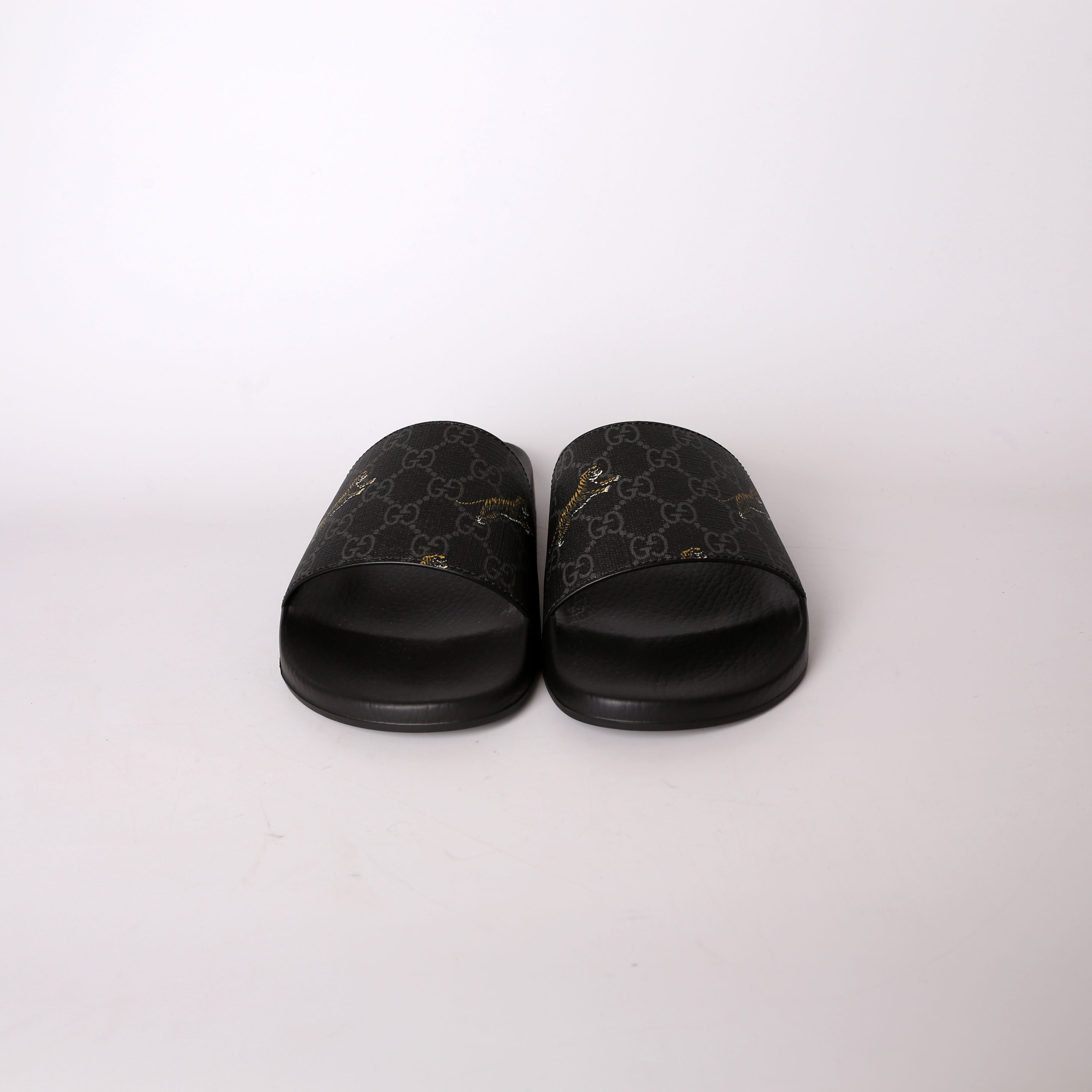 GG Super Tiger Rubber Slides Size 40