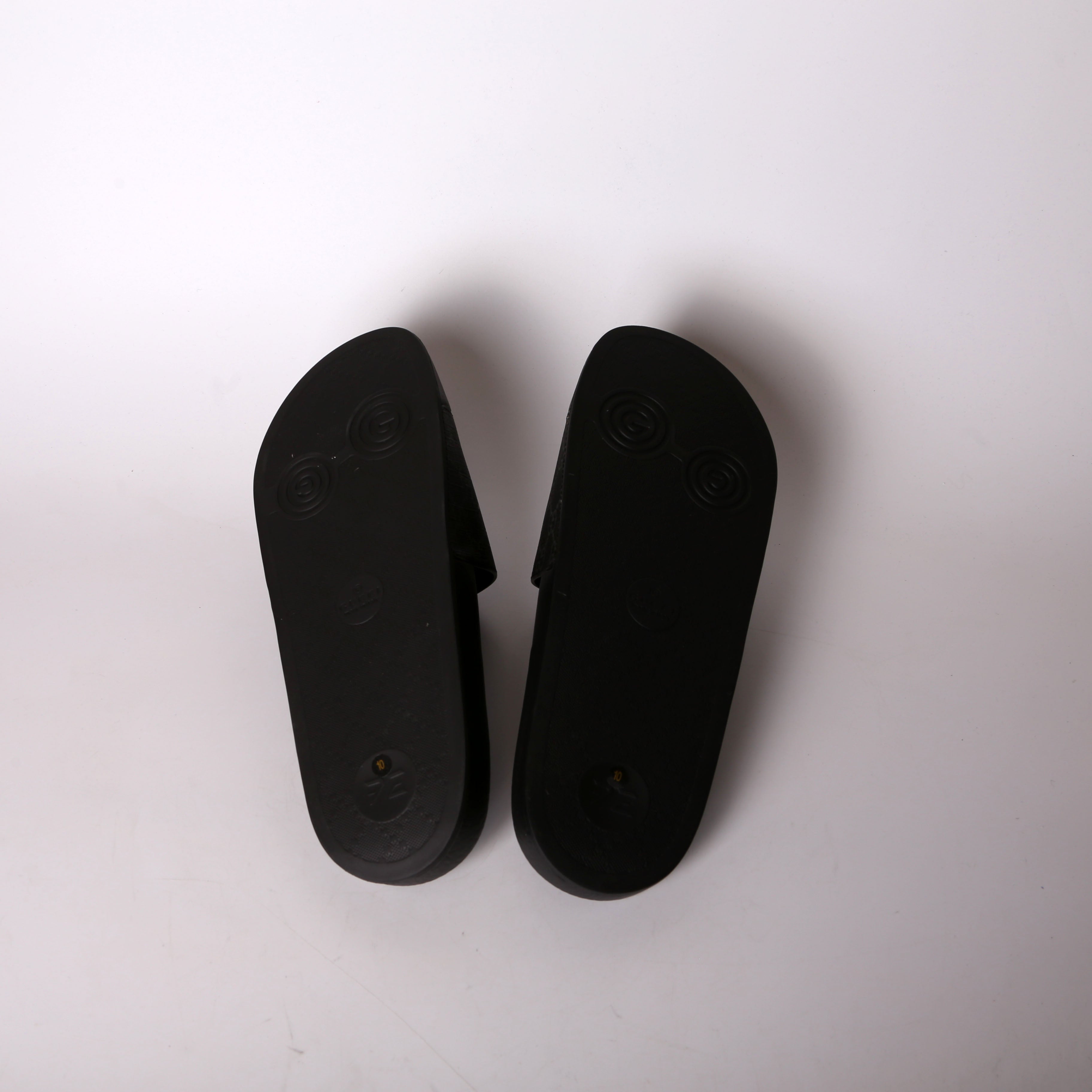 GG Super Tiger Rubber Slides Size 40