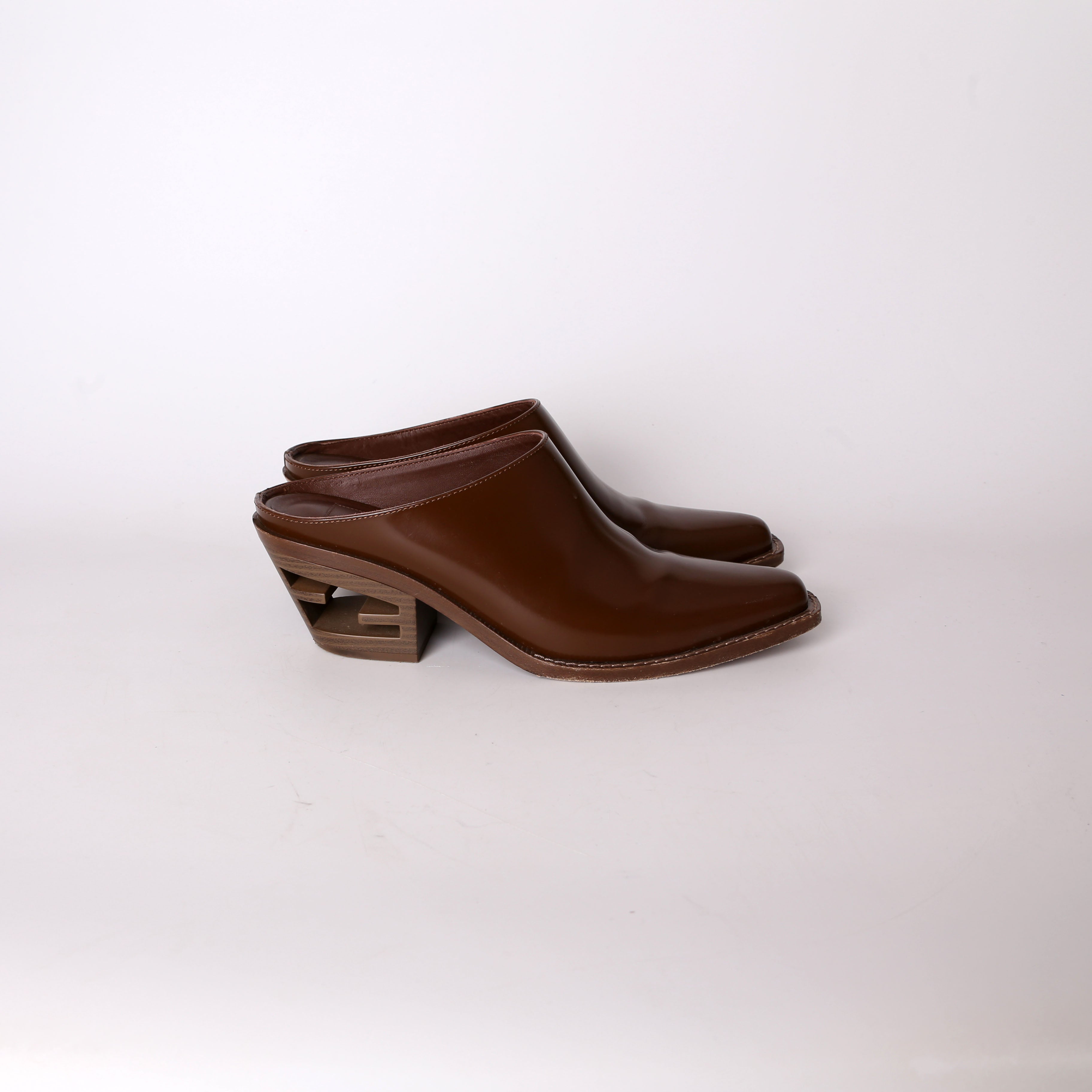 Fendi Pointed Toe Mule Heels Size 37.5