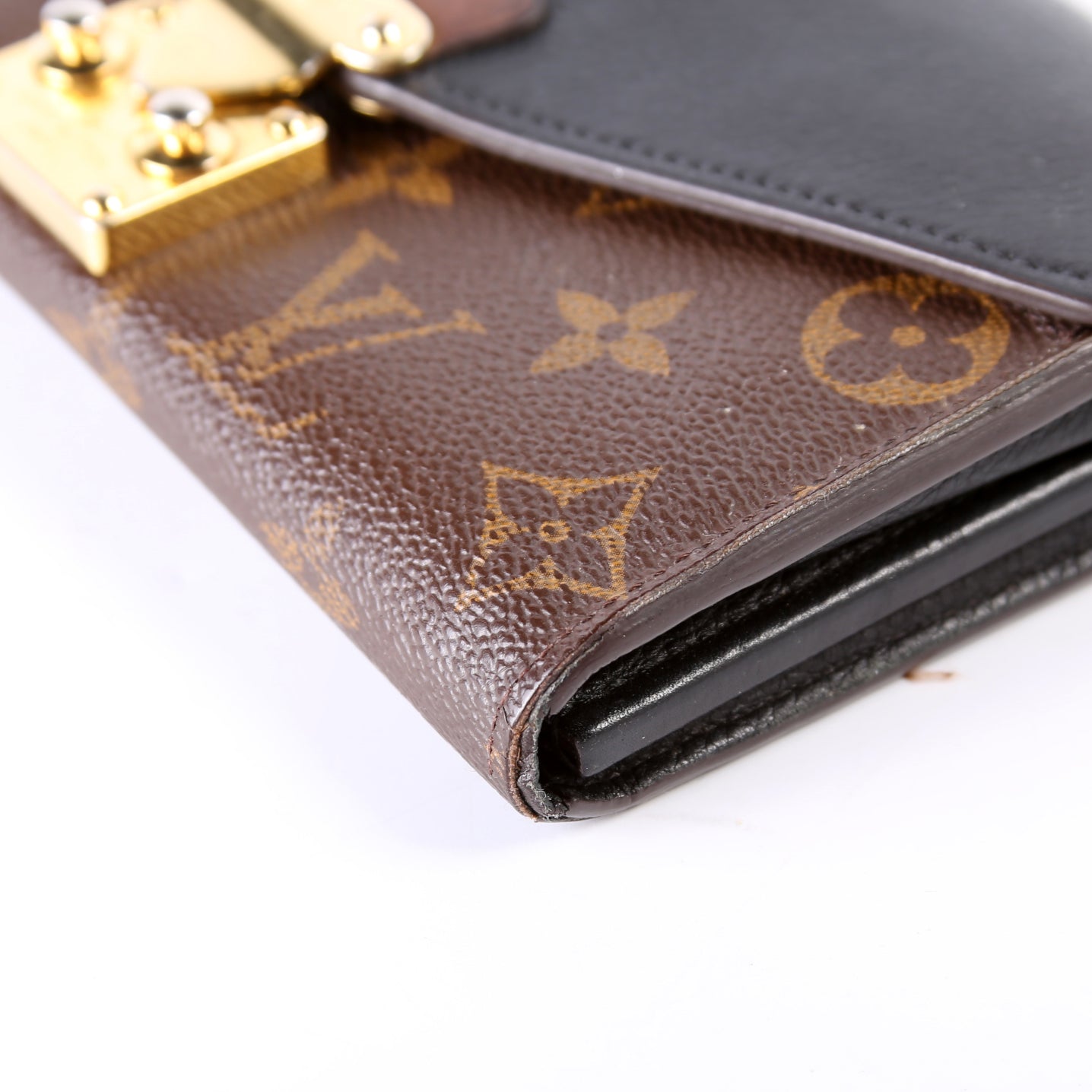 Pallas Wallet Monogram Long Black