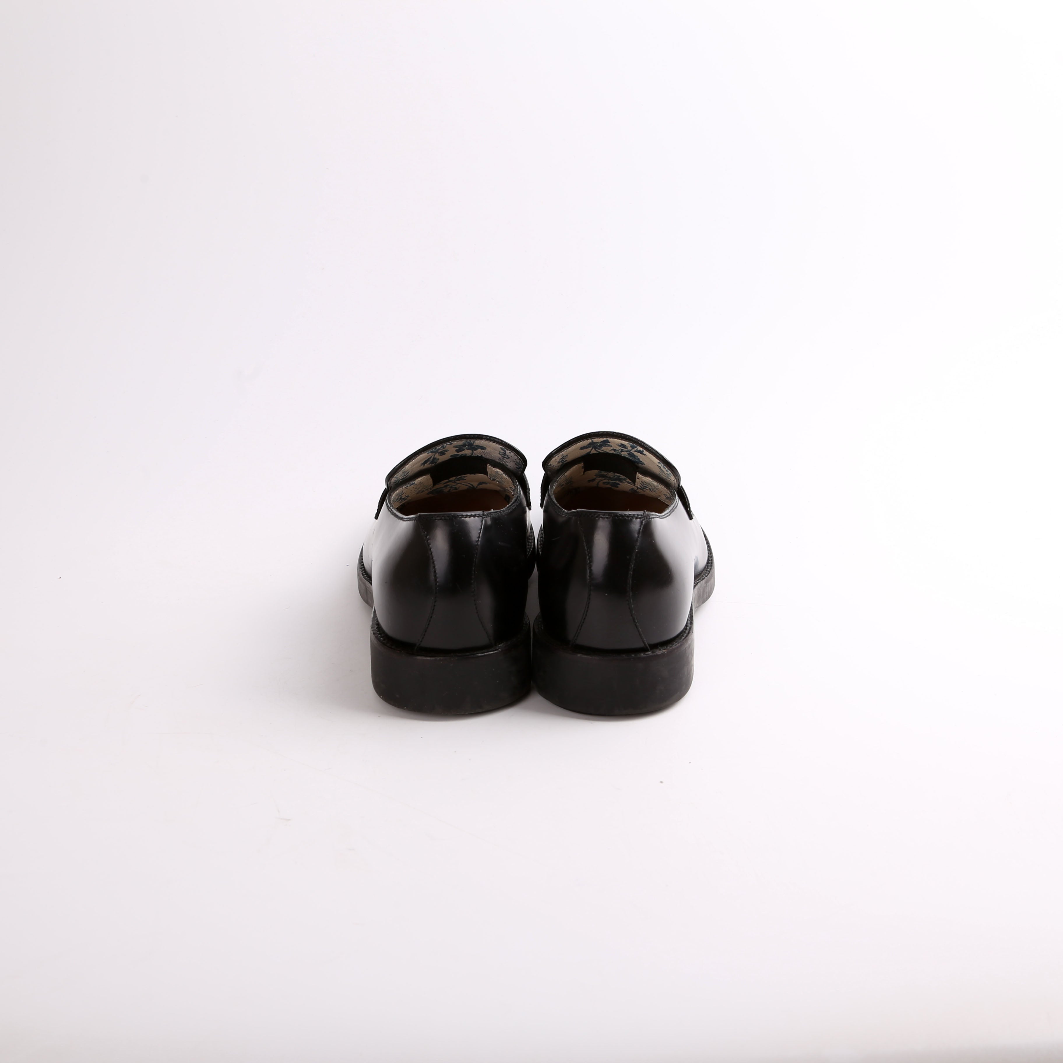 Gucci Interlocking G Leather Loafers Size 36