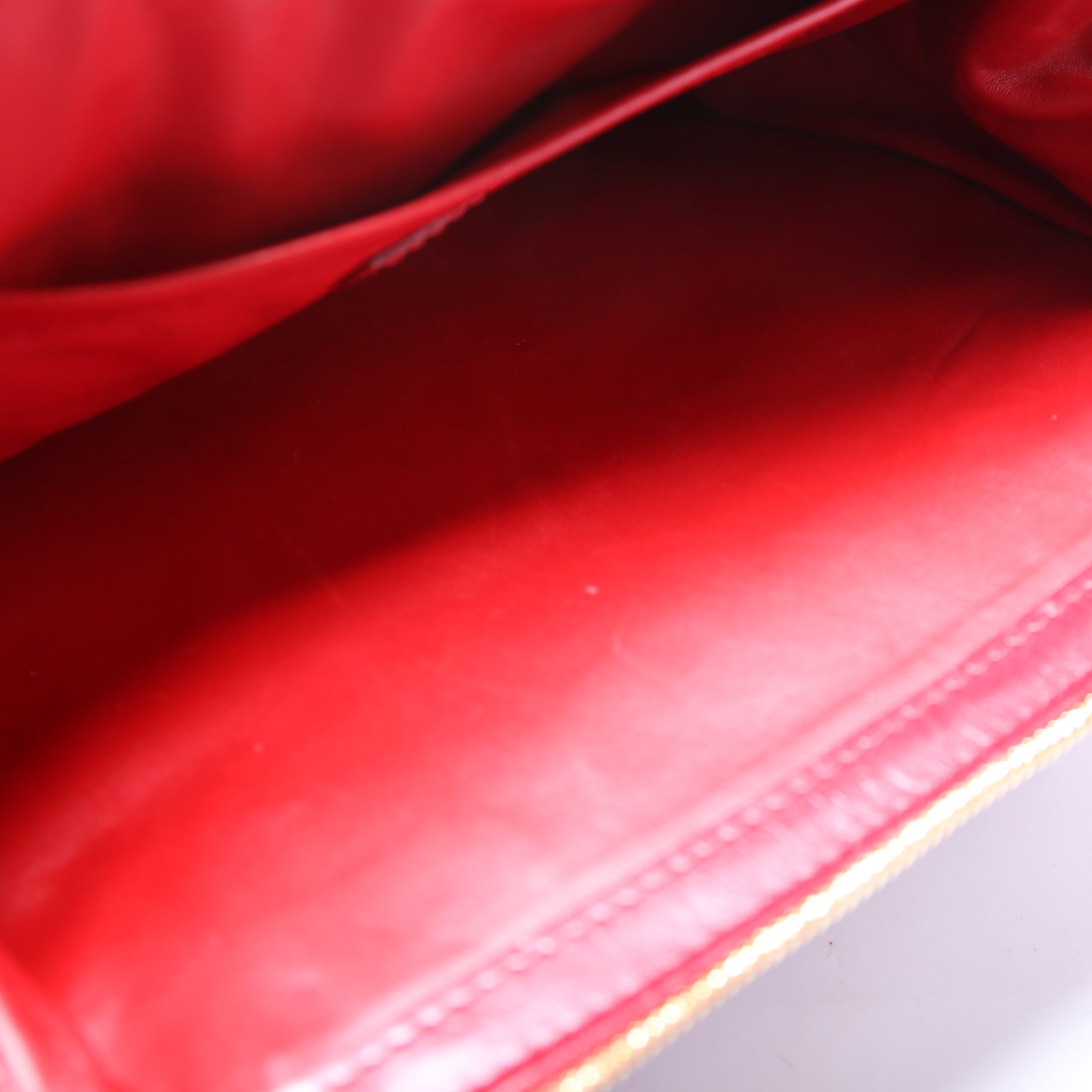 Gracie MM Velours Alligator Red