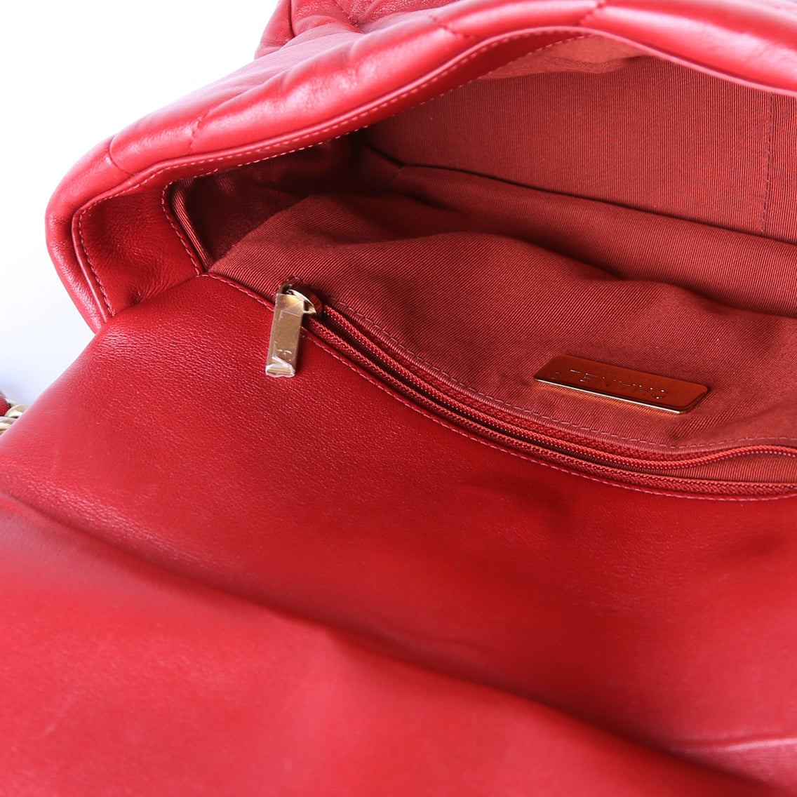 Quilted Goatskin 19 Medium Flap 30+M Red