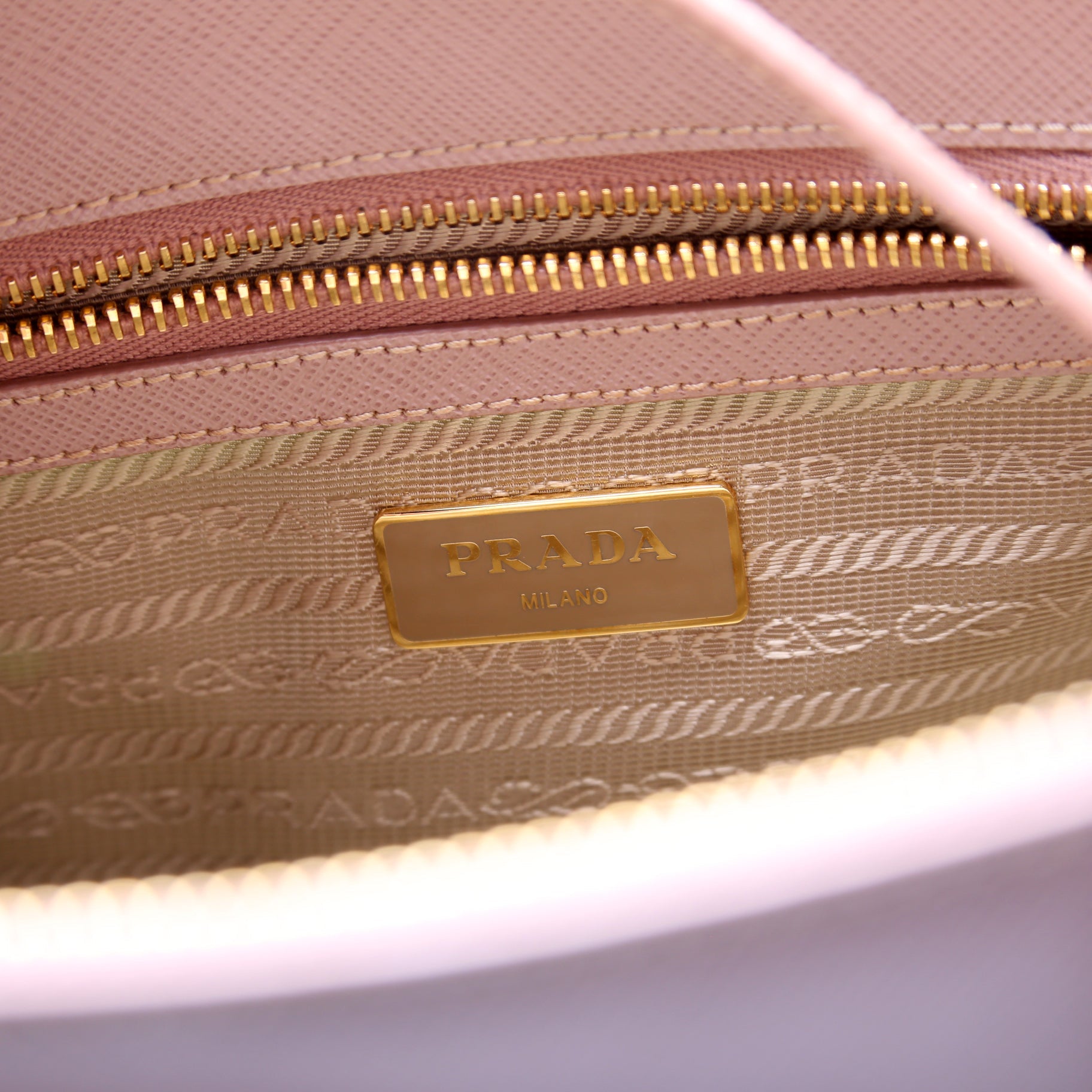 Saffiano Galleria Small Pink