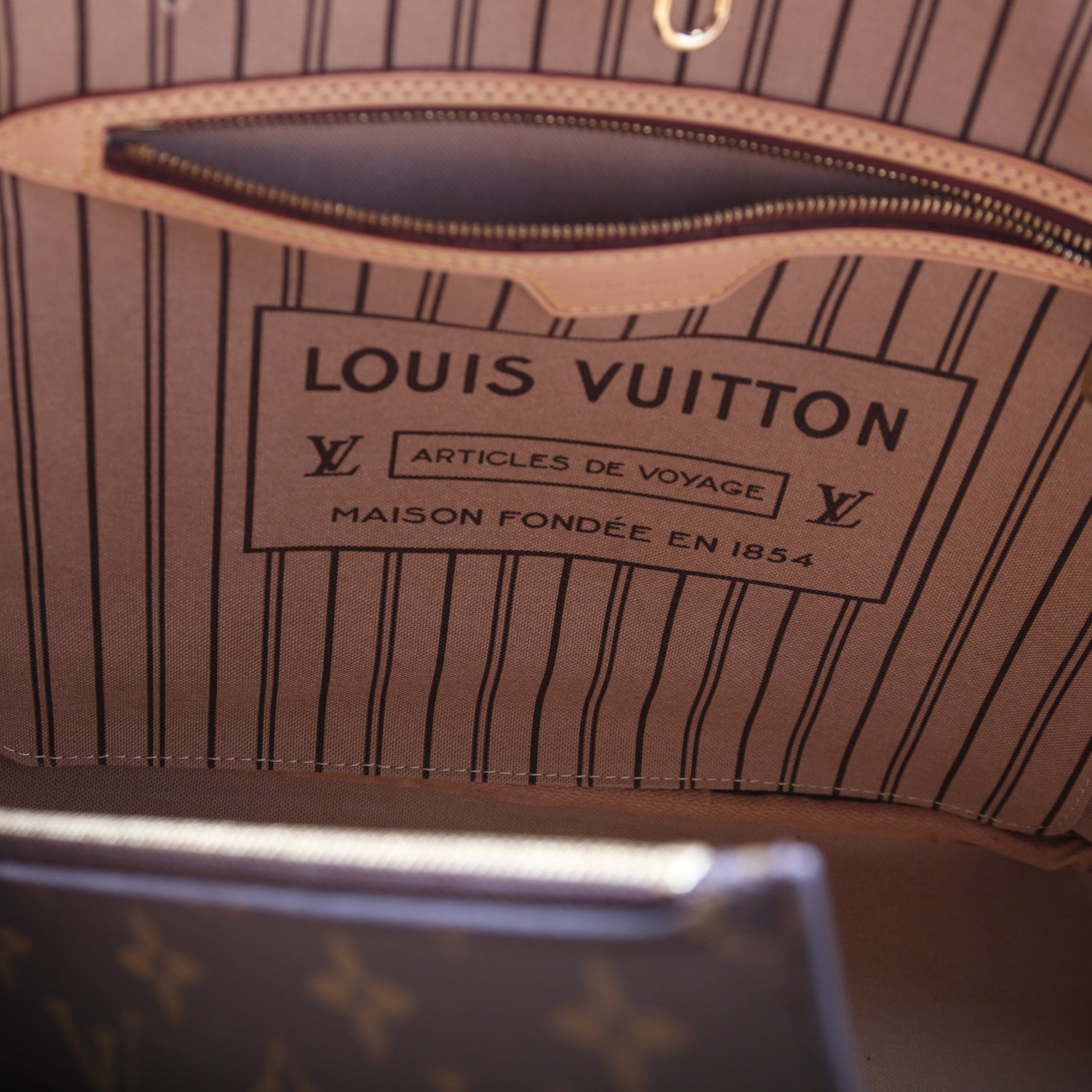 Neverfull With Wallet MM Monogram Beige