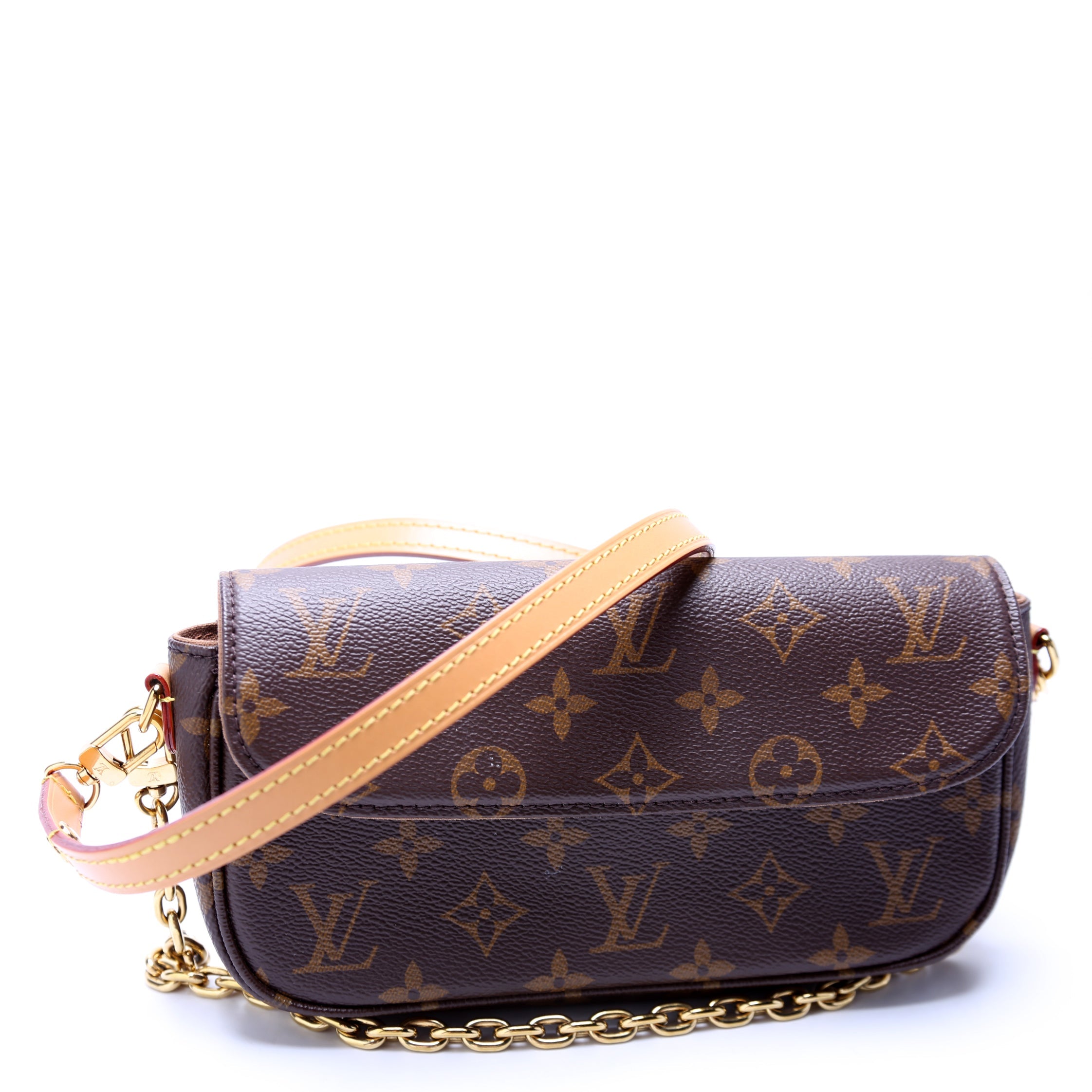 Ivy Wallet On Chain Monogram