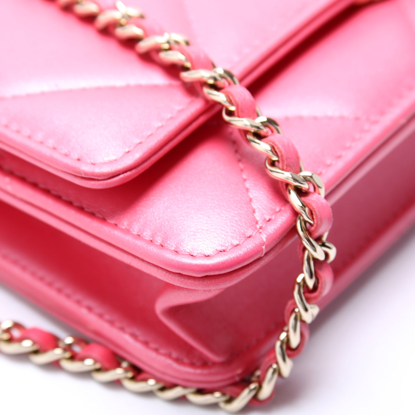 WOC Pearl CC Lambskin Pink