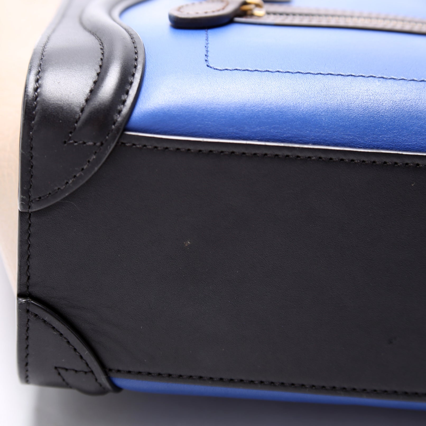 Luggage Nano Tricolor