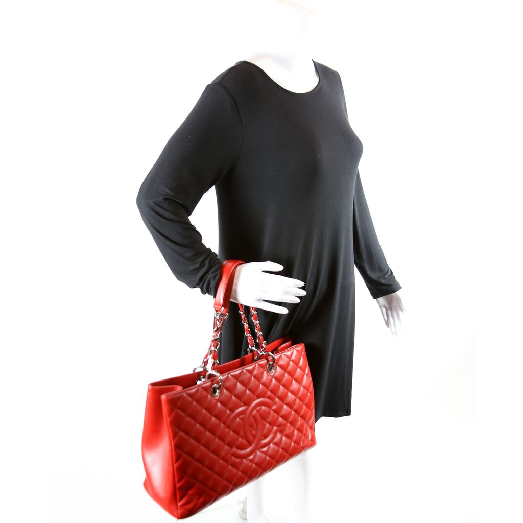 Grand Shopping Tote Caviar XL Red