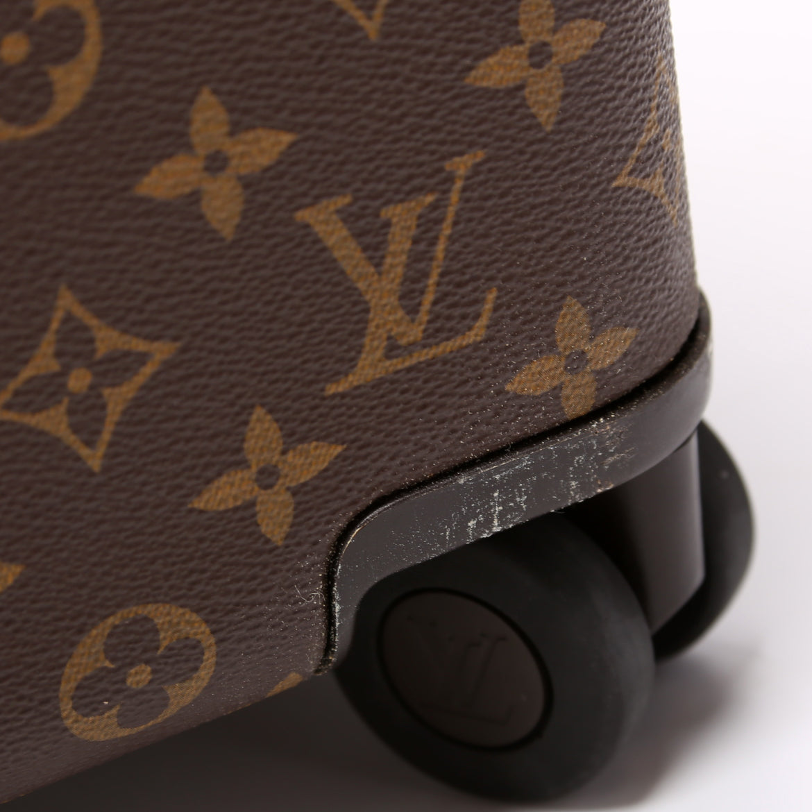 Horizon 50 Monogram