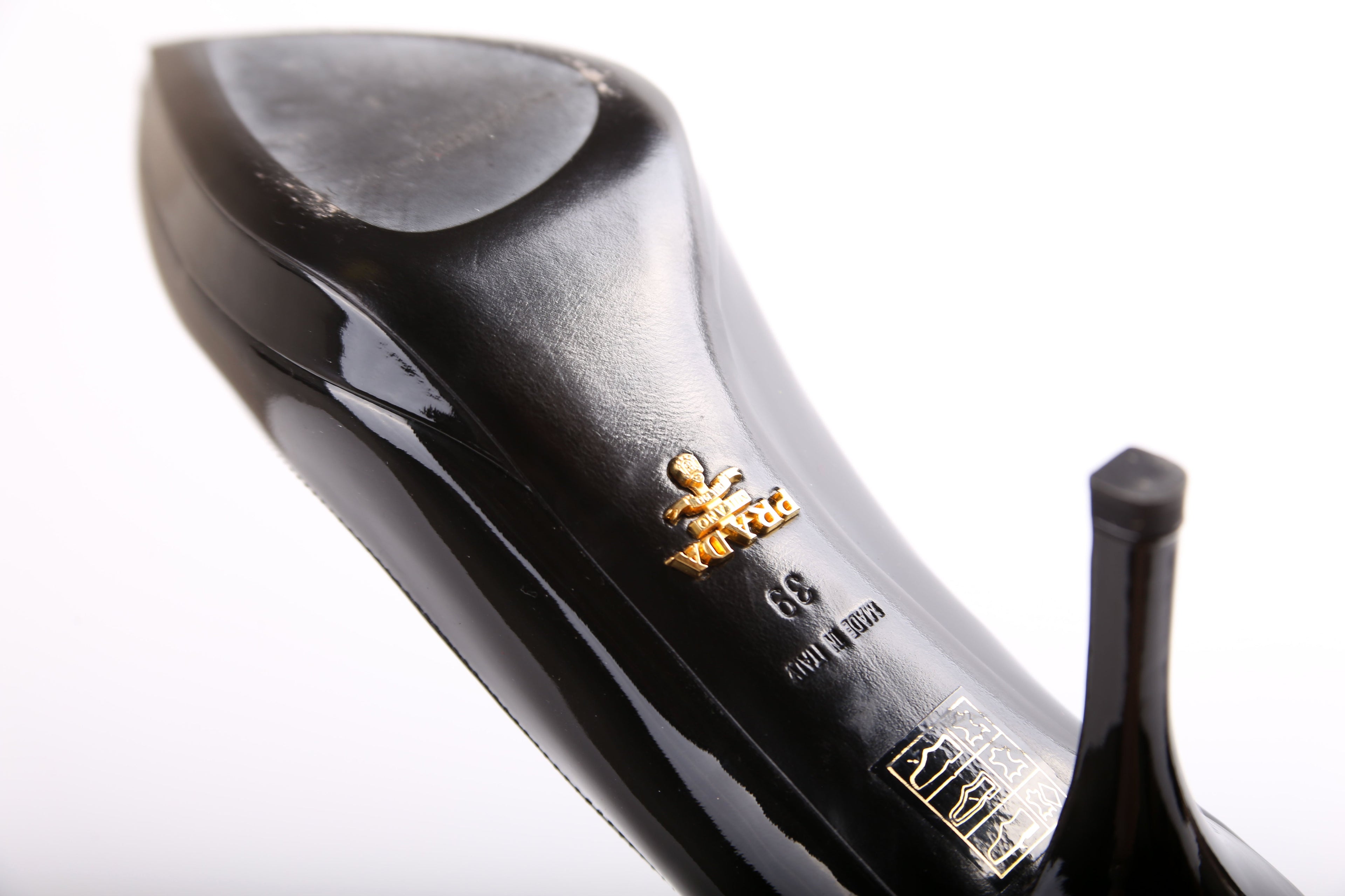 Prada Patent Leather Pumps Size 39