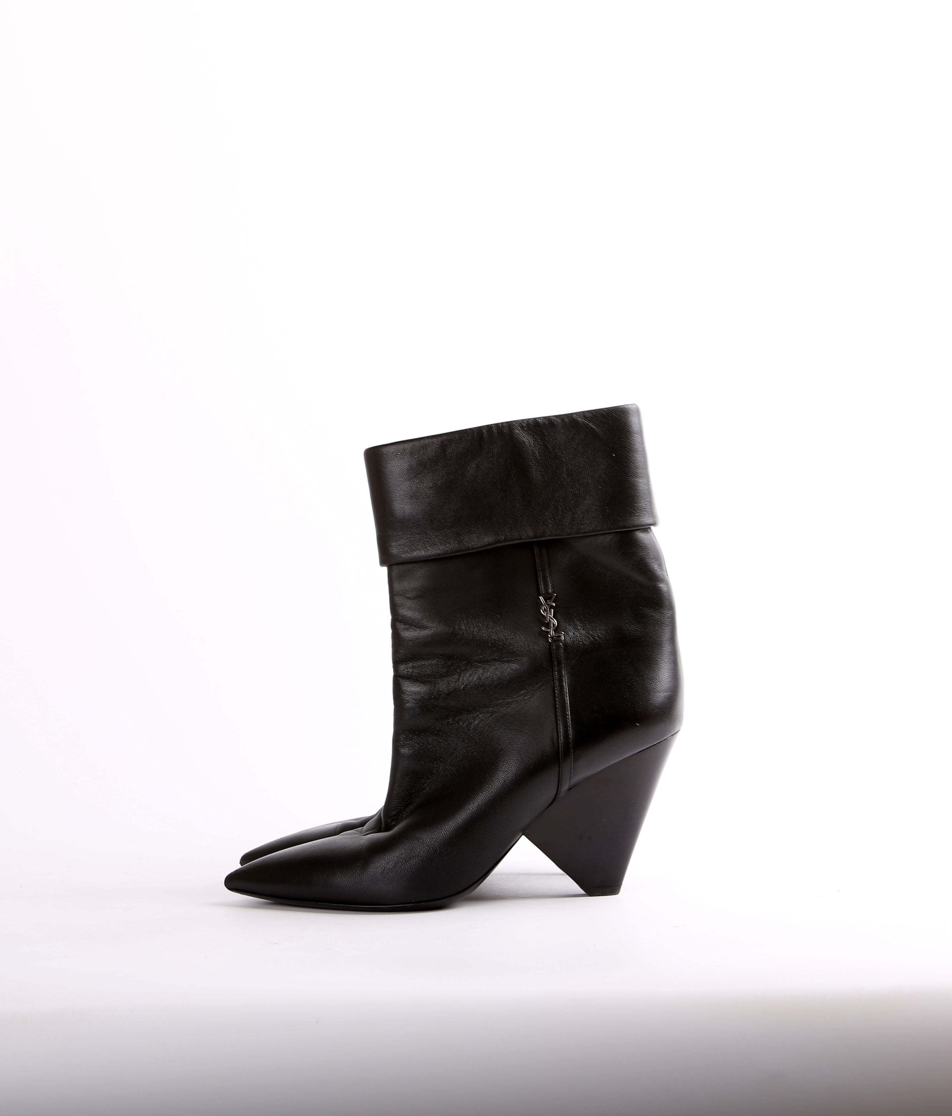 Leather Niki 95MM Booties Size 40