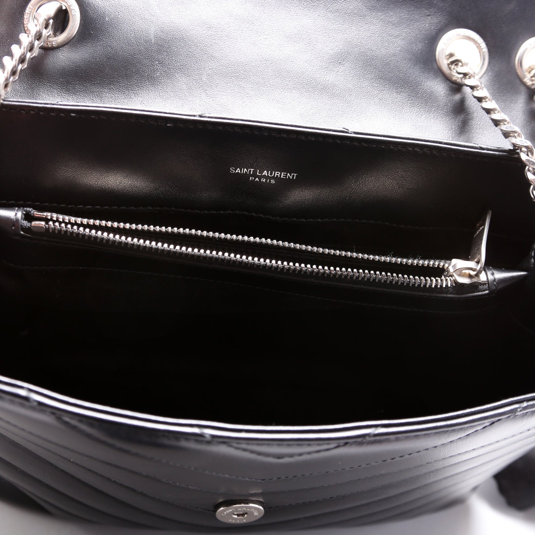 Loulou Medium Quilted Black