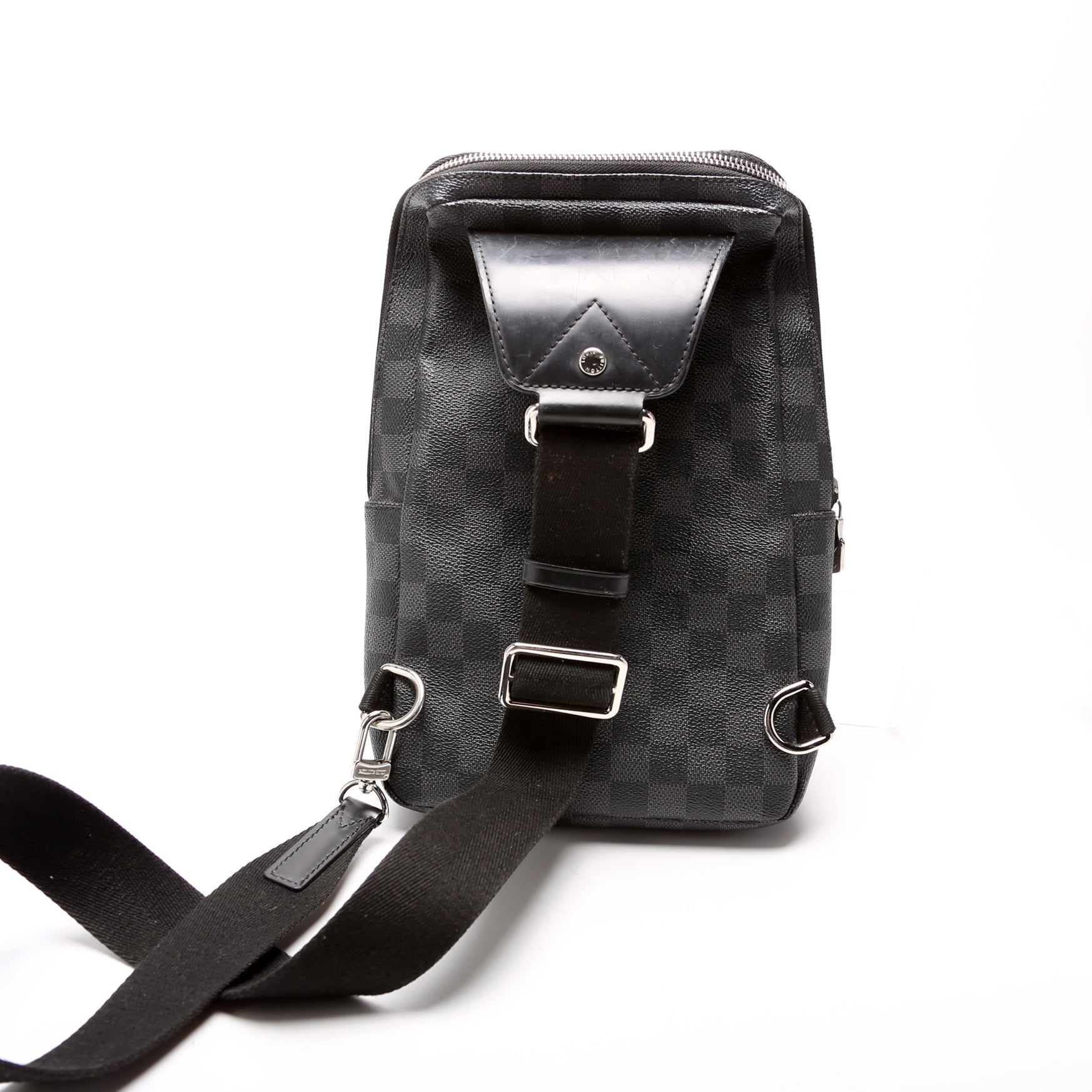 Avenue Sling Bag Damier Graphite