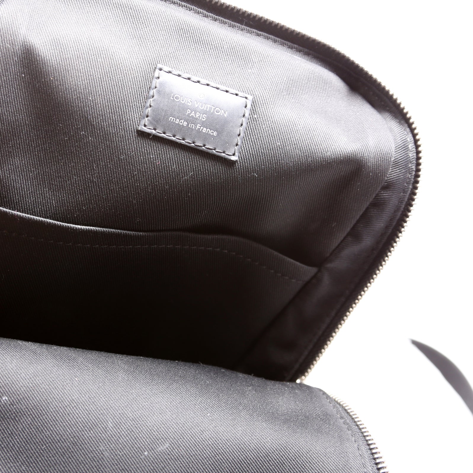 Avenue Sling Bag Damier Graphite