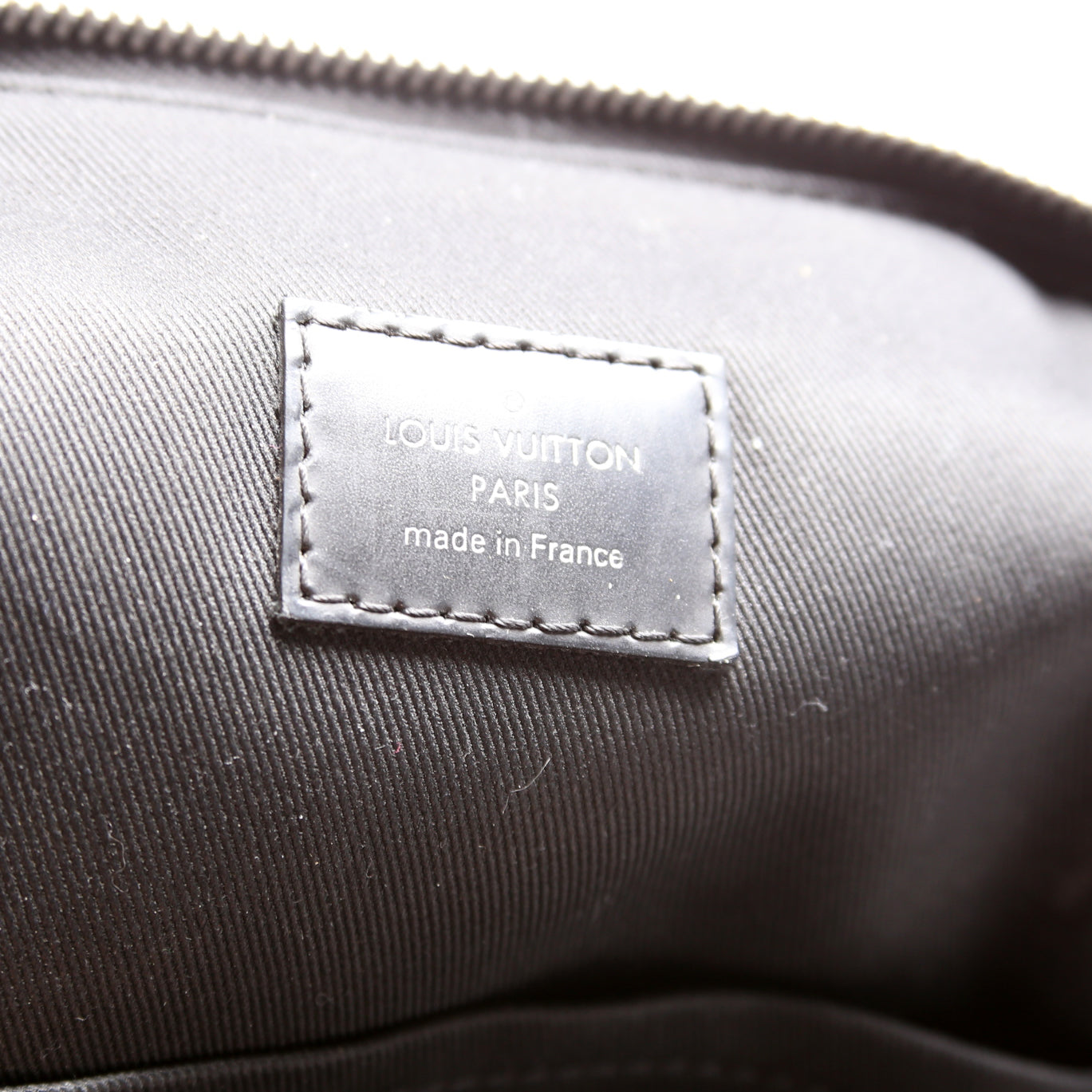 Avenue Sling Bag Damier Graphite