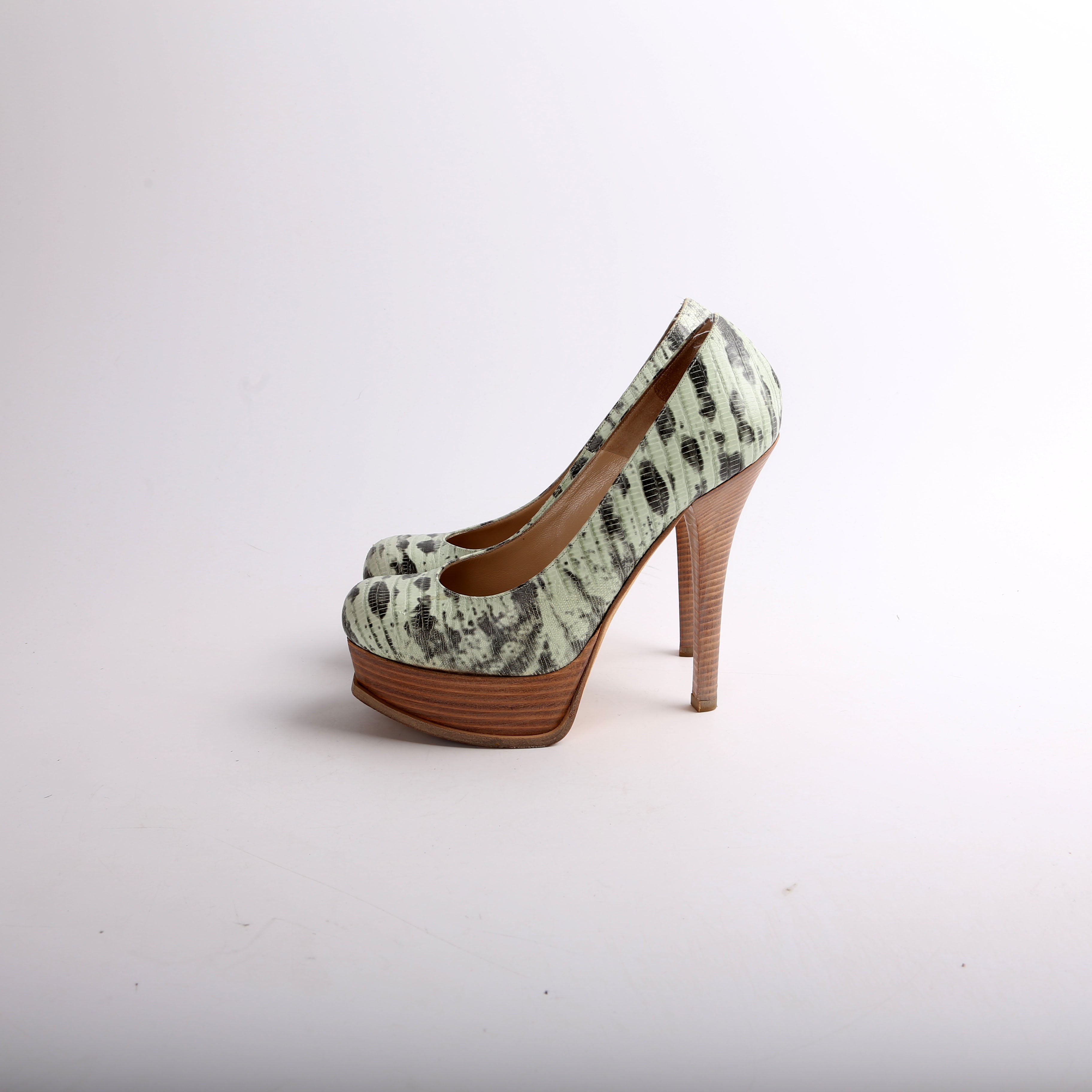 Fendi Platform Pumps Size 38.5