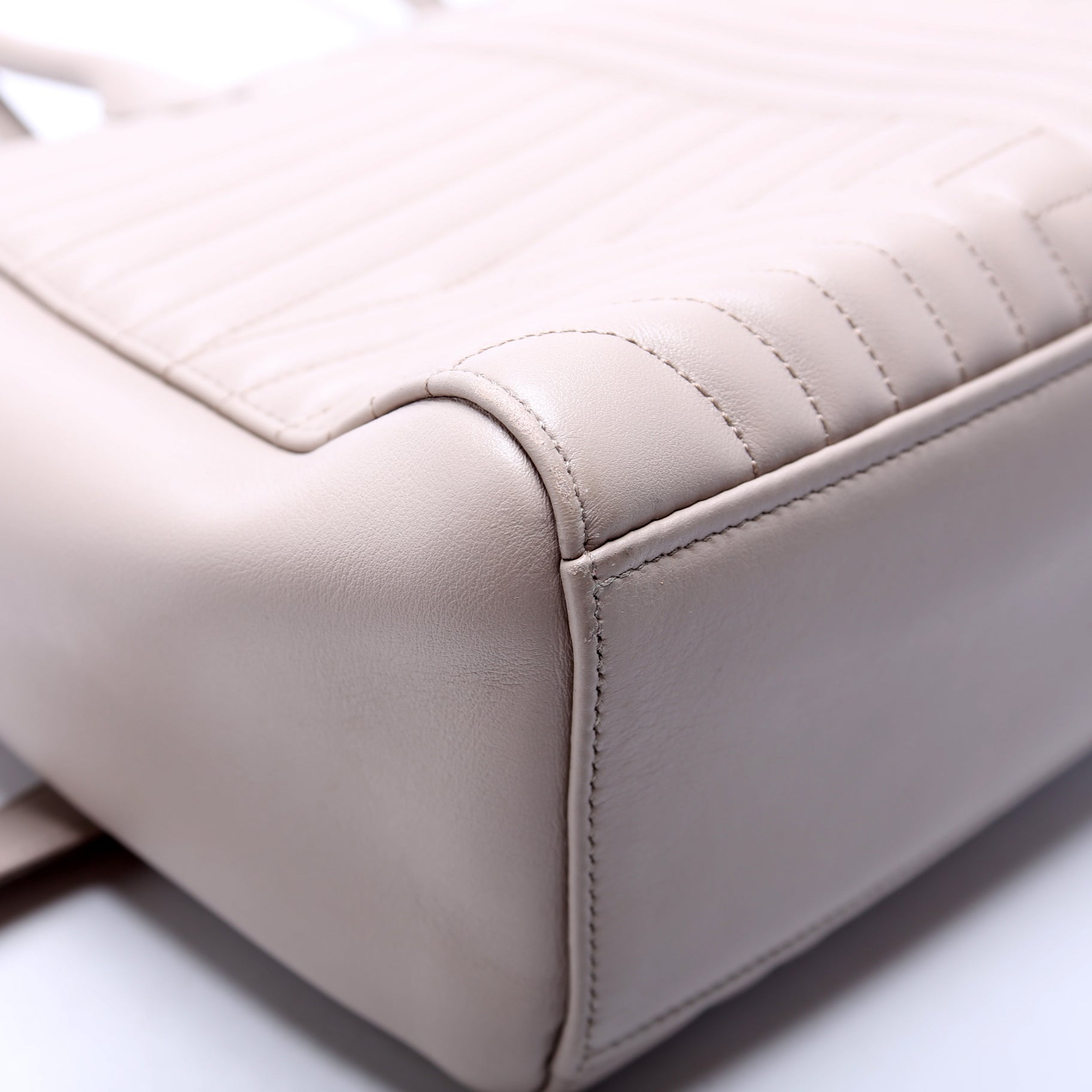 Quilted Calfskin Diagramme Tote 1BA195 Grey