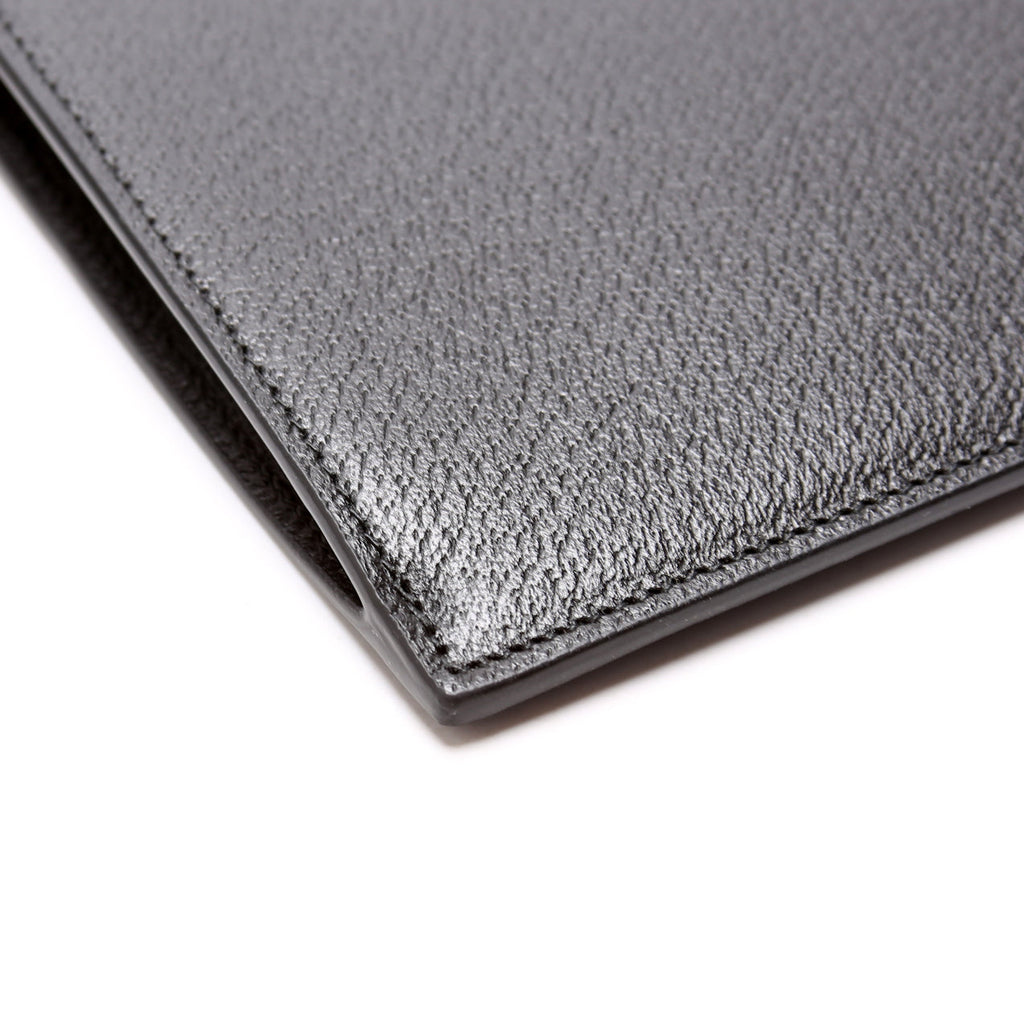 700524 Horsebit Leather Wrist Clutch Black