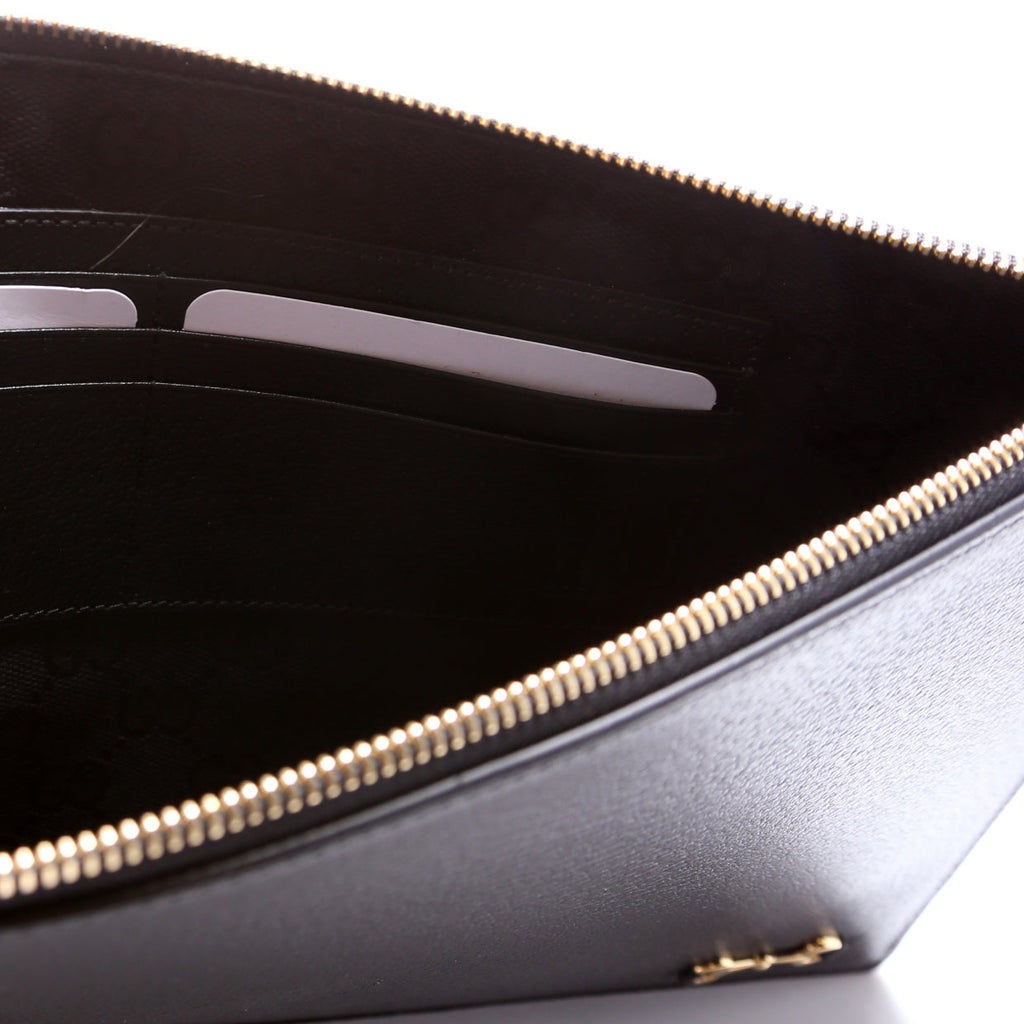 700524 Horsebit Leather Wrist Clutch Black