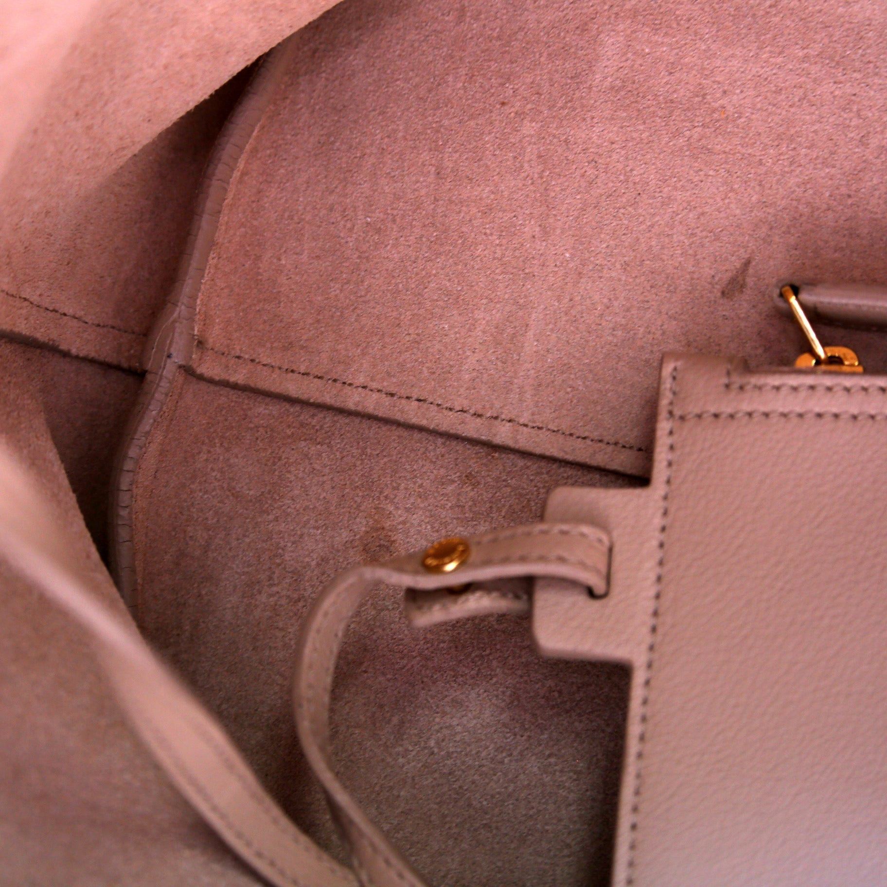 East West Shopping Tote Tan
