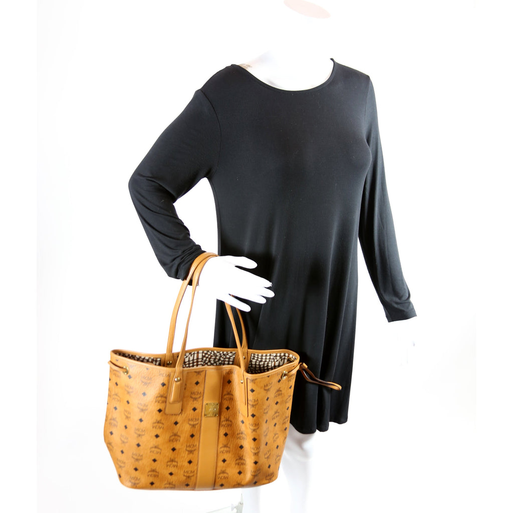 Liz Tote Reversible without Pouch Medium