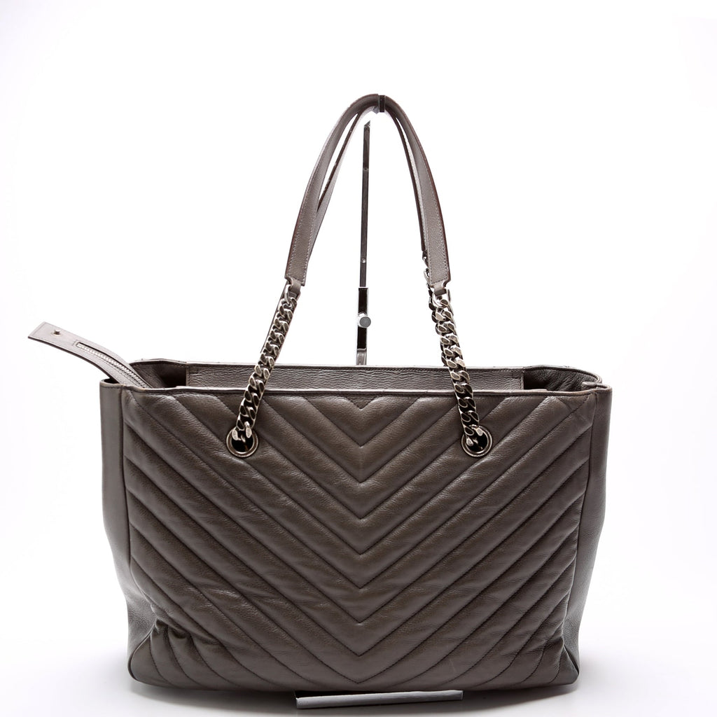 392739 Chevron Large Tote Sheepskin Grey