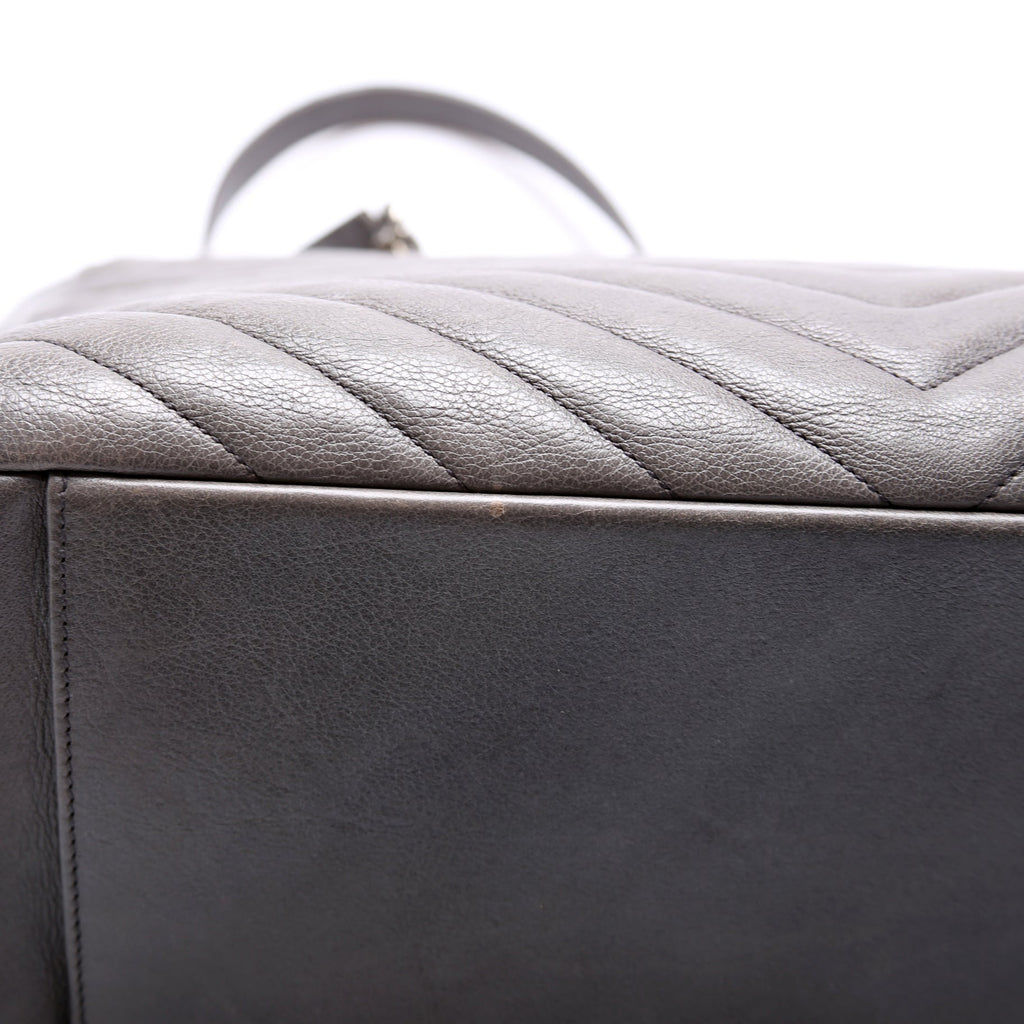 392739 Chevron Large Tote Sheepskin Grey