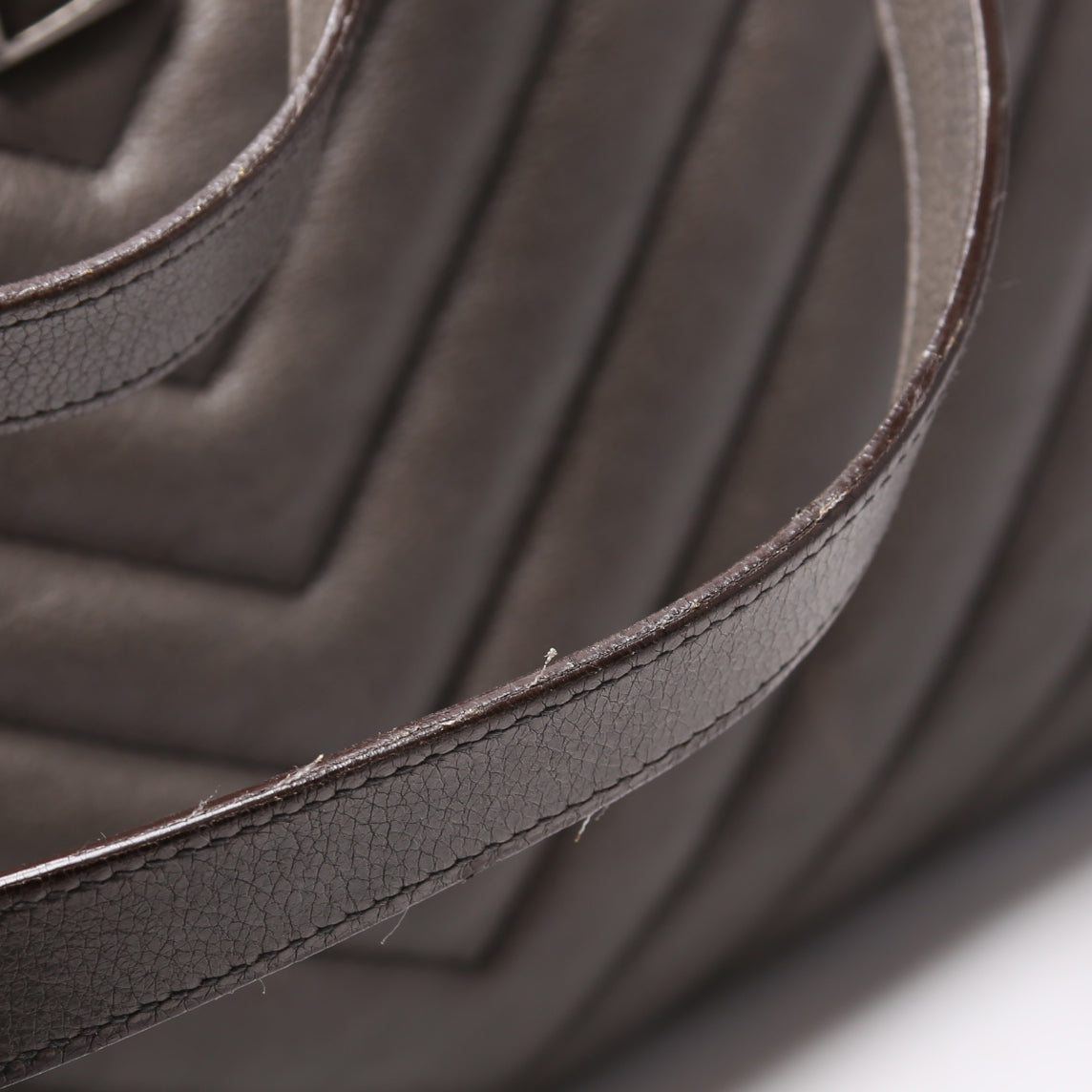 392739 Chevron Large Tote Sheepskin Grey